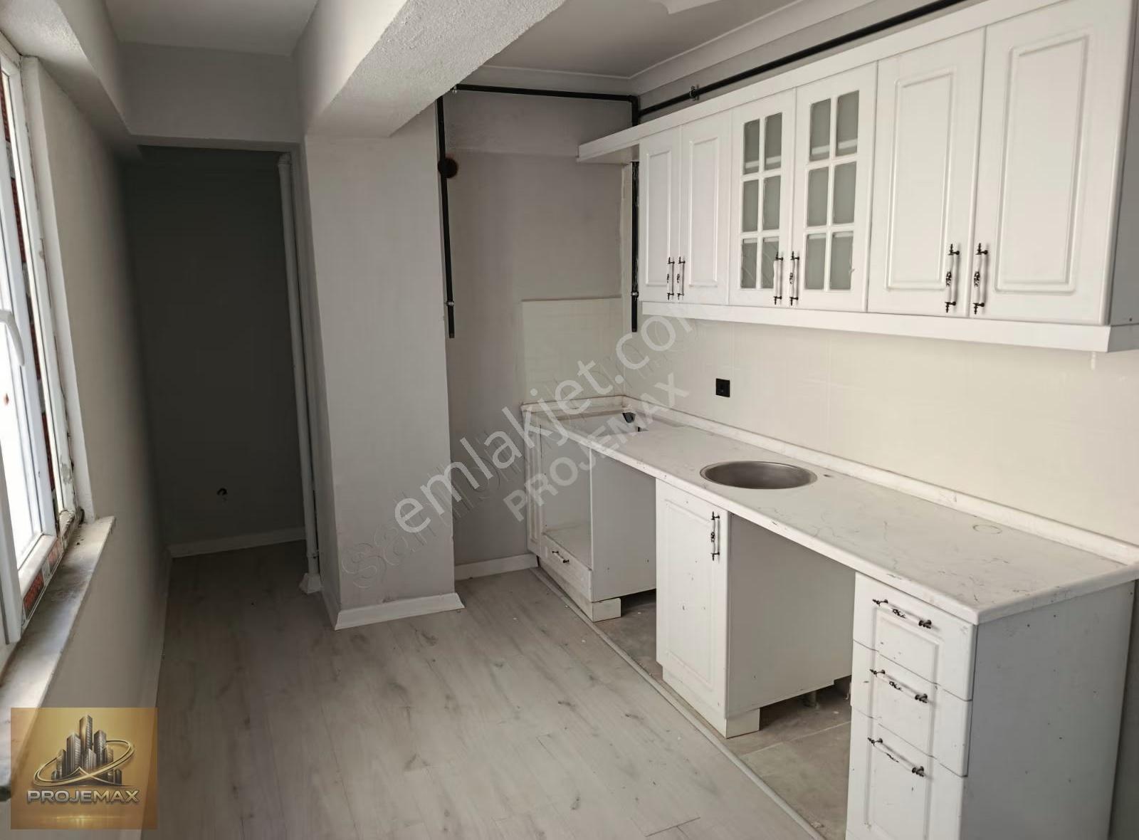 Sultangazi Zübeyde Hanım Mahallesi 2+1 Bahçe Katı 100 M² - Görsel 6