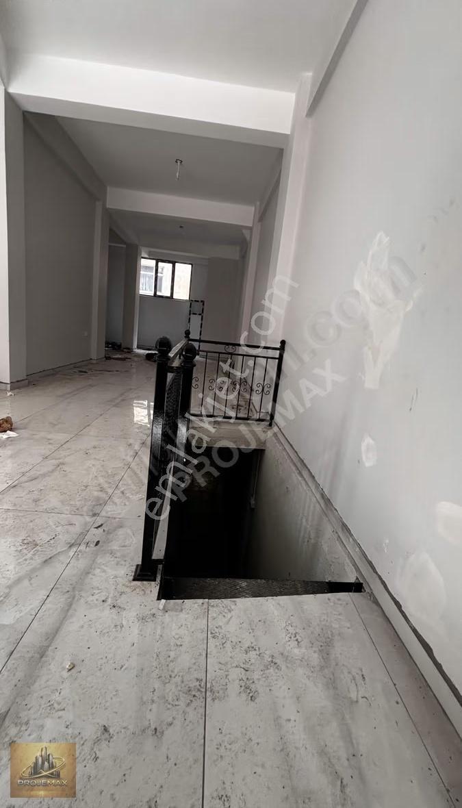 G.o.p Hürriyet Mahallesi Paşaçayırı Caddesi Kiralık 200m² Dükkan - Görsel 5