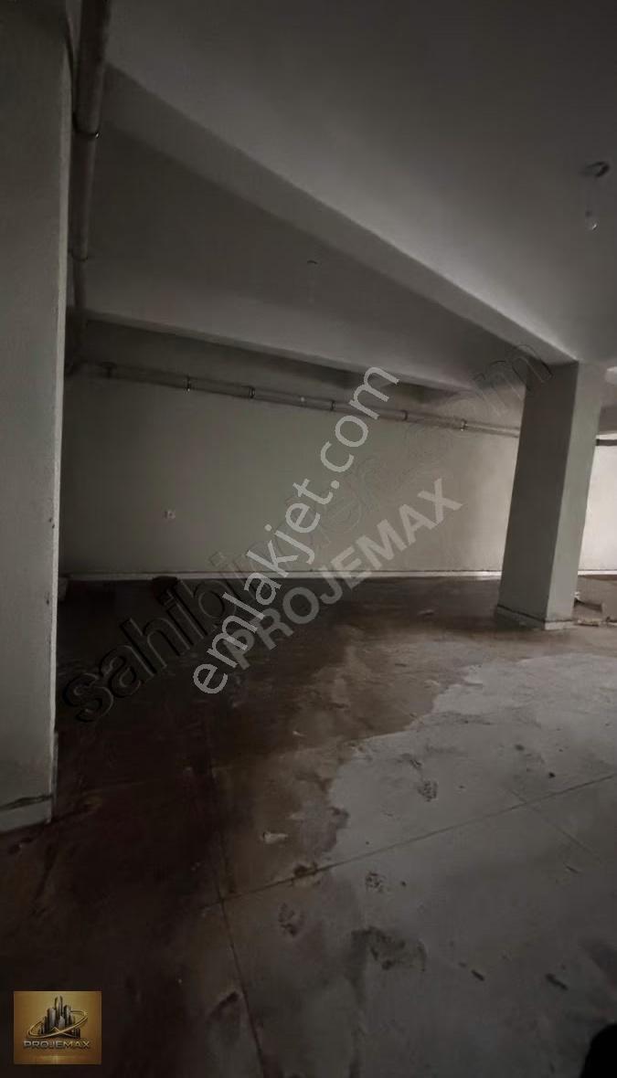 G.o.p Hürriyet Mahallesi Paşaçayırı Caddesi Kiralık 200m² Dükkan - Görsel 4