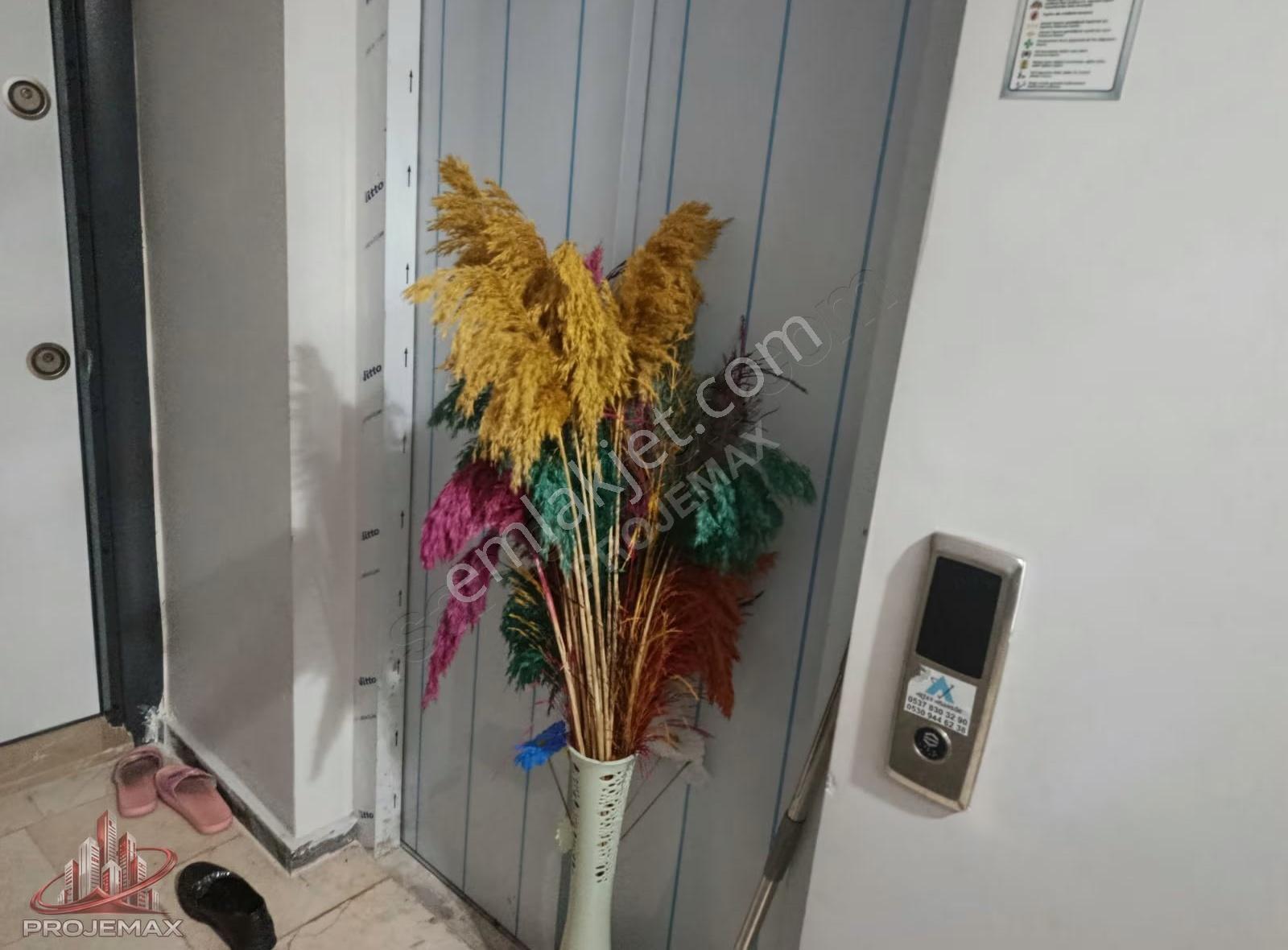 Sultangazi 50 Yıl Mahallesi 4+4 Ters Dublex 240 M² - Görsel 7