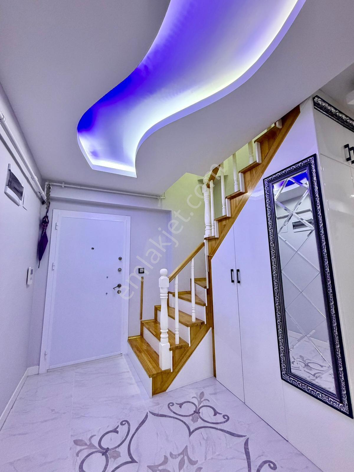 Evim-nur'dan Çatalarmut Mh 4+2 300m2 Özel Yapım 10 Yıllık Fırsat Dublex