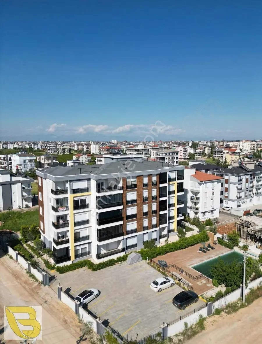 Bahçeyaka Mah. Katta Lüx 3+1 Havuzlu Sitede Satılık Daire - Görsel 2