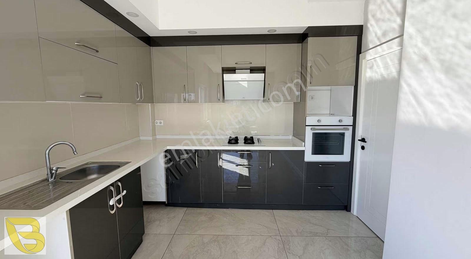 Bahçeyaka Mah. Katta Lüx 3+1 Havuzlu Sitede Satılık Daire - Görsel 7