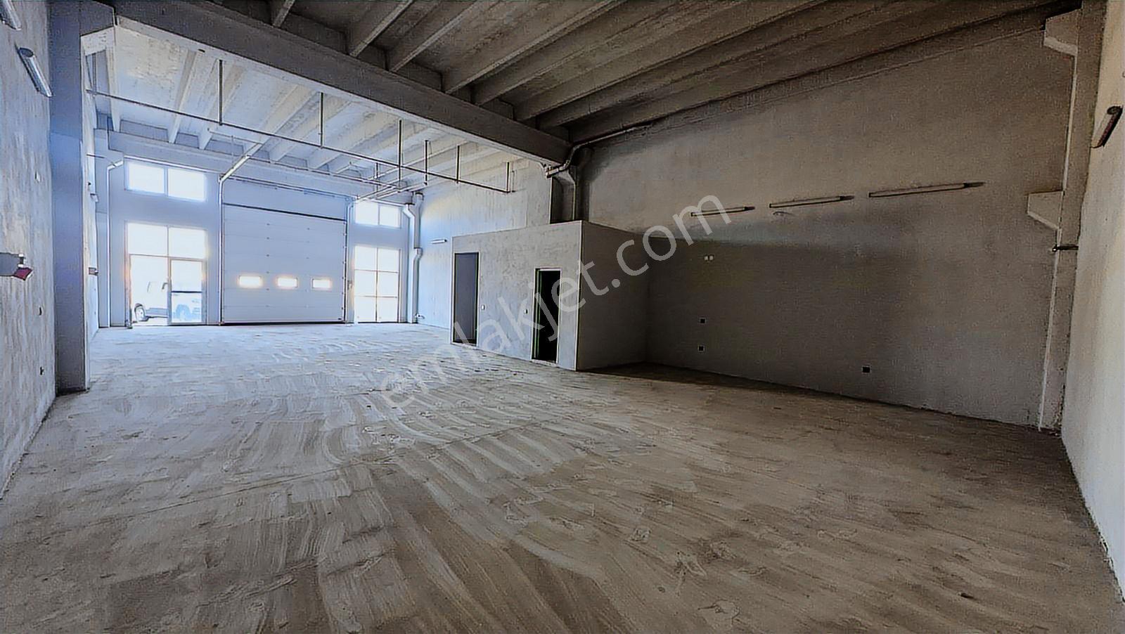 Mavi Atlas'tan Toybelen Sanayi Sitesi'nde Kiralık 200m Dükkanlar - Görsel 5
