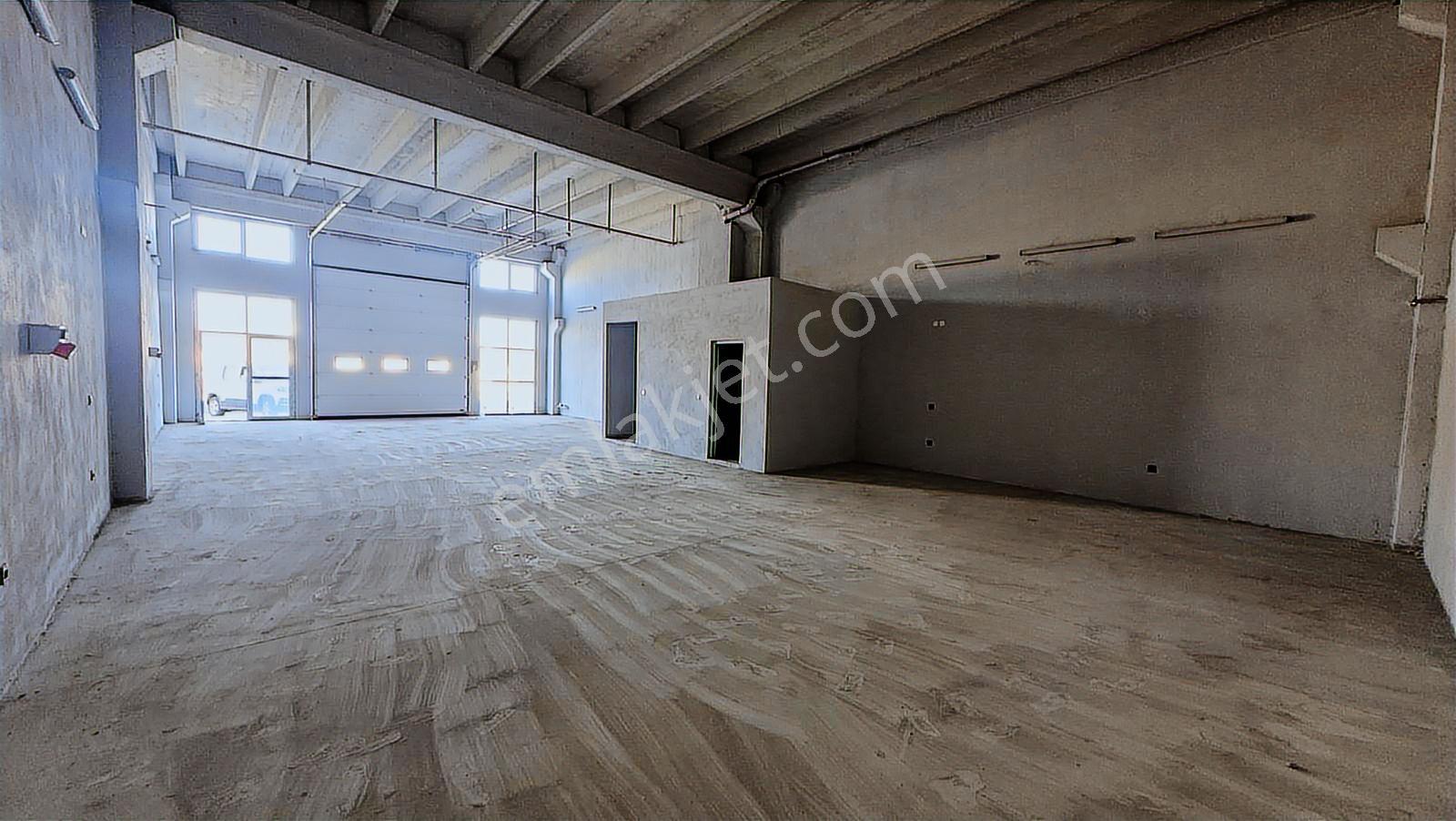 Mavi Atlas'tan Toybelen Sanayi Sitesi'nde Kiralık 200m Dükkanlar - Görsel 6