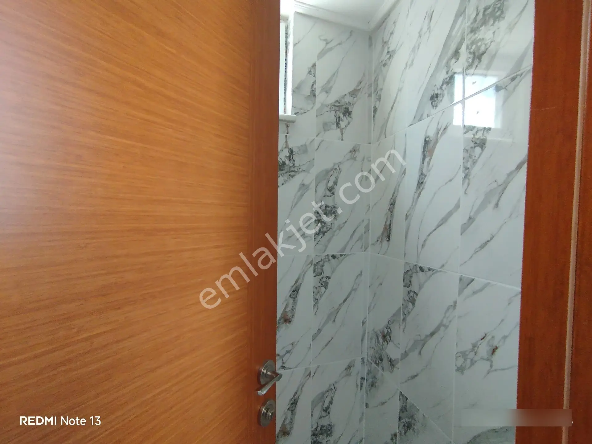 İstanbul Sancaktepe Osmangazi Mah Tirebolu Caddesine Cephe Kiralık 2+1 Daire - Görsel 5