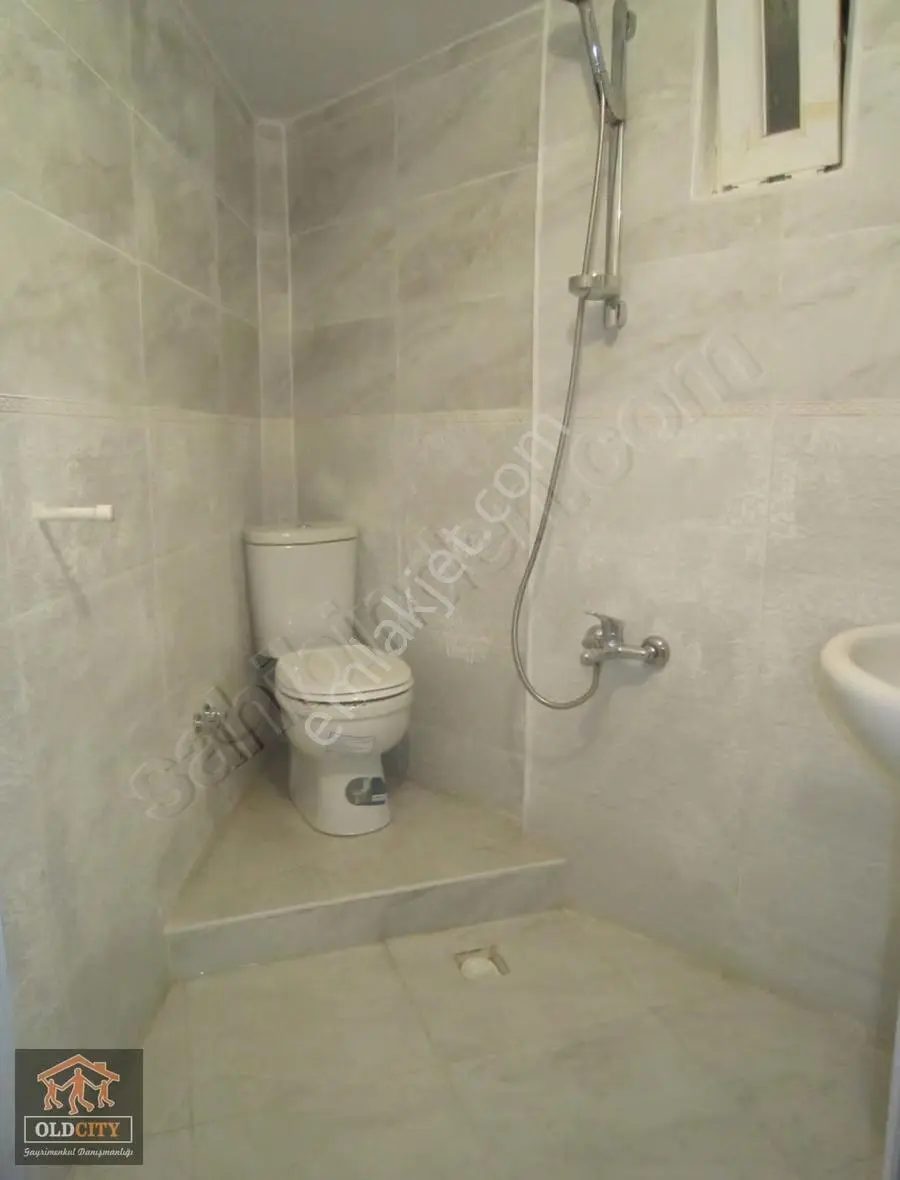 Old City'den Akdeniz Cd T.iş Bank Sokağı Fulleşyalı İçitadilatlı - Görsel 3