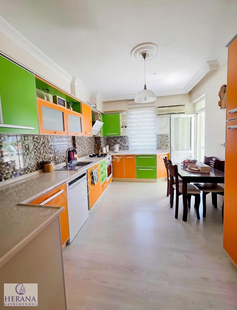 Fethiye'de Avm'ye Yakın, Ferah 3+1 Daire (130m² Net) - Görsel 22