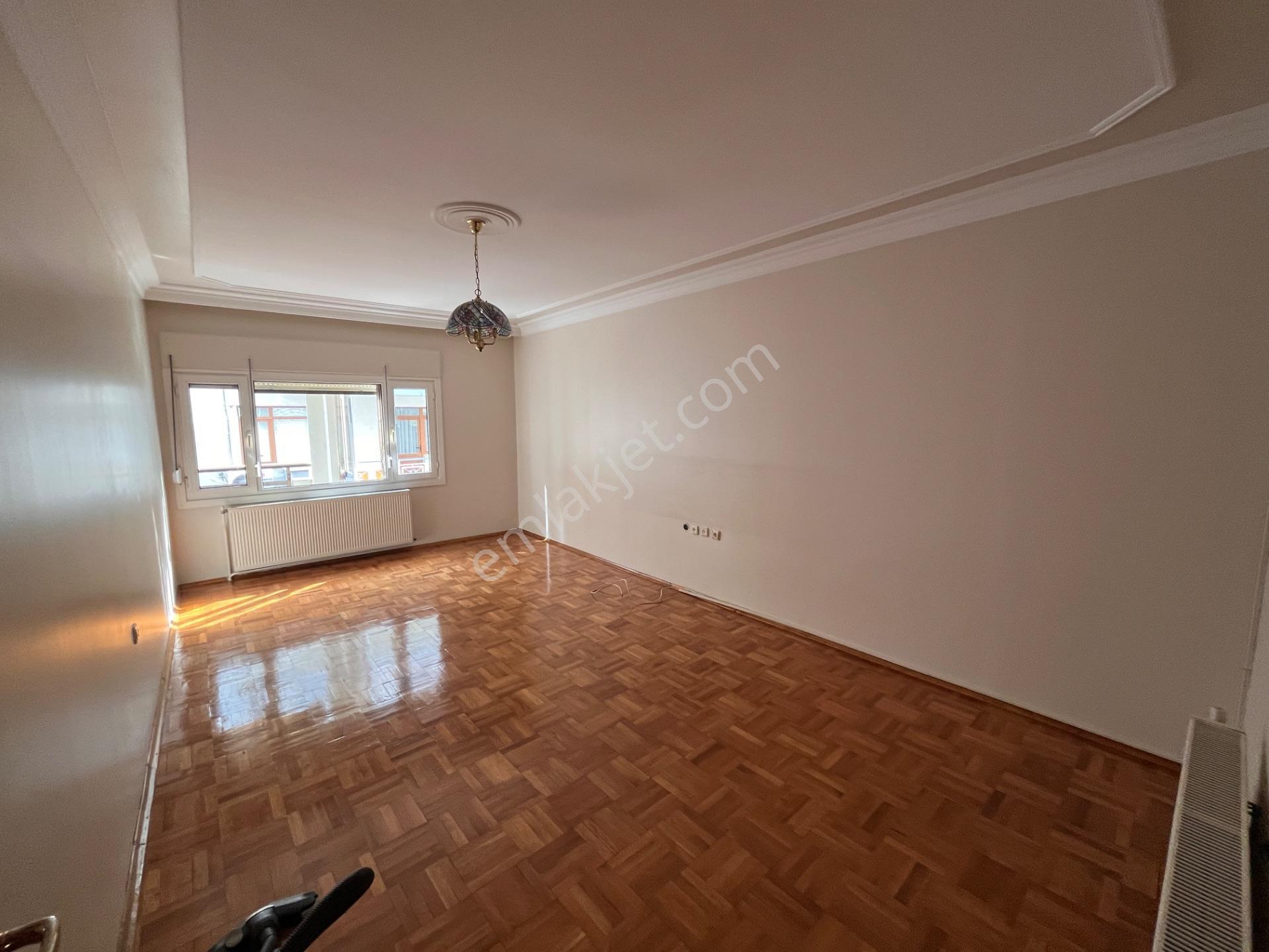 Şirinyerin Kalbinde Doğalgazlı Klimalı Arakat Geniş 3+1 Kiralık Daire - Görsel 24