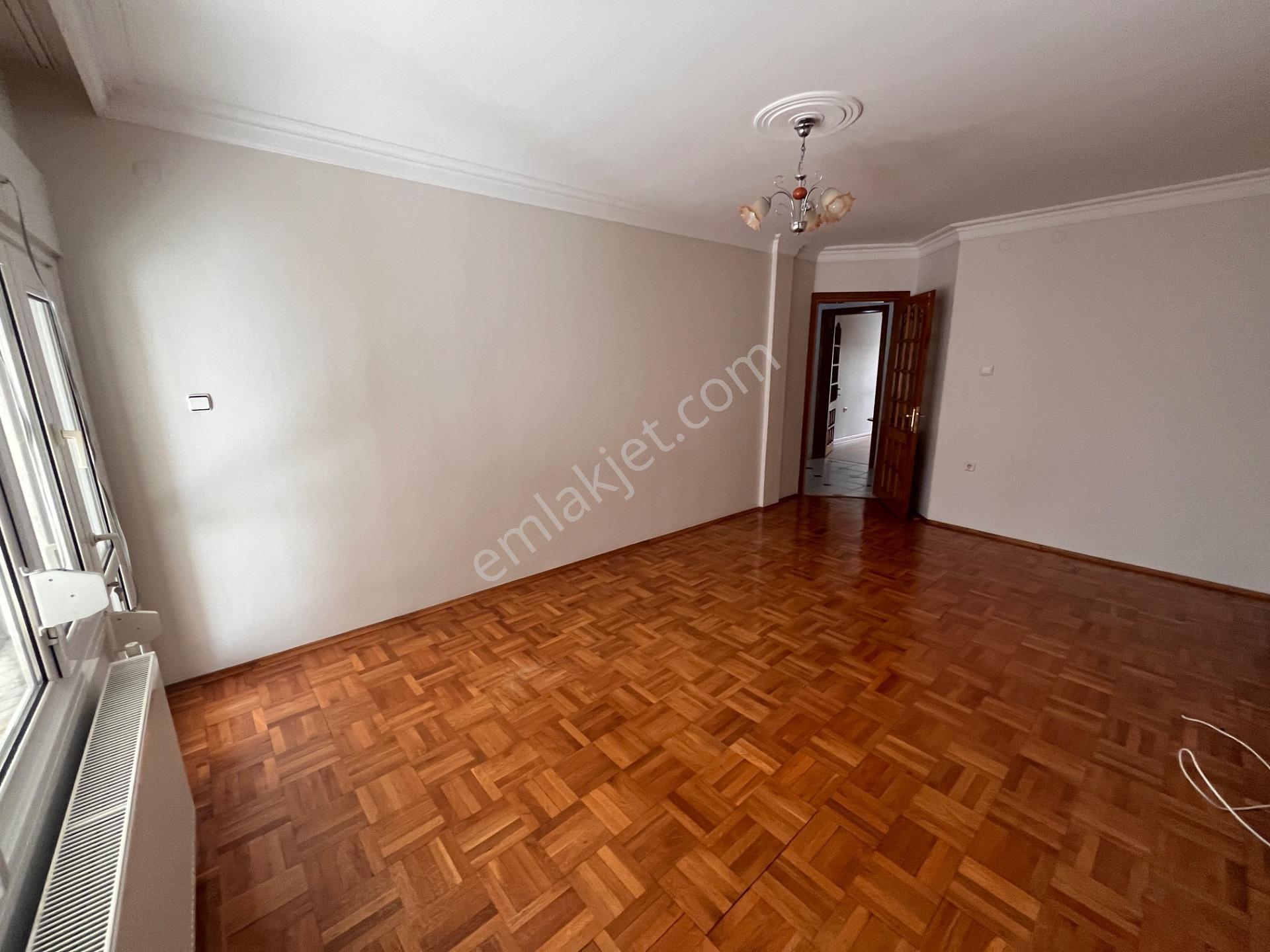 Şirinyerin Kalbinde Doğalgazlı Klimalı Arakat Geniş 3+1 Kiralık Daire - Görsel 5