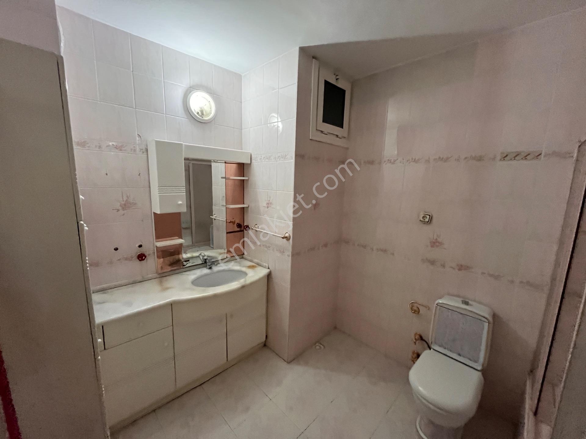 Şirinyerin Kalbinde Doğalgazlı Klimalı Arakat Geniş 3+1 Kiralık Daire - Görsel 29