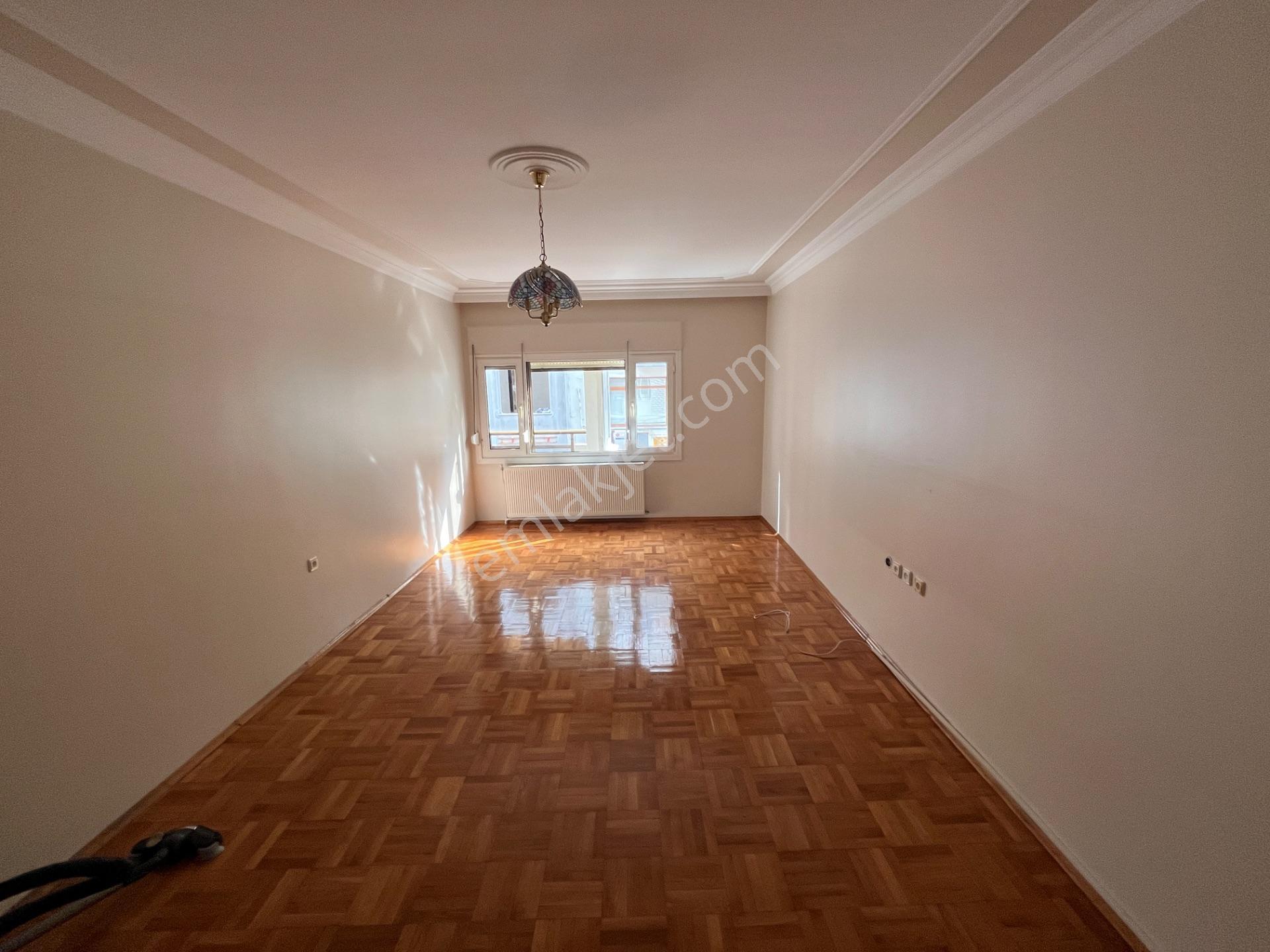 Şirinyerin Kalbinde Doğalgazlı Klimalı Arakat Geniş 3+1 Kiralık Daire - Görsel 26