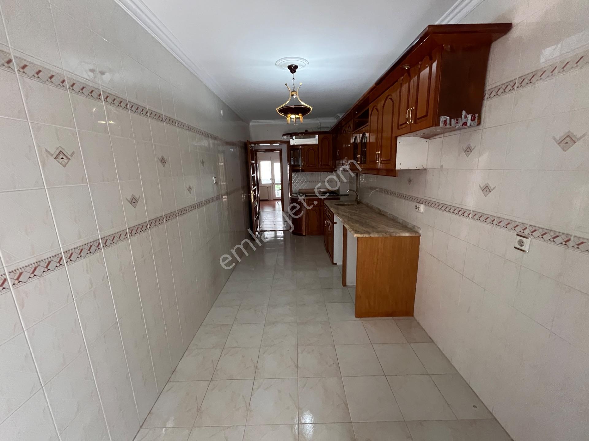Şirinyerin Kalbinde Doğalgazlı Klimalı Arakat Geniş 3+1 Kiralık Daire - Görsel 21