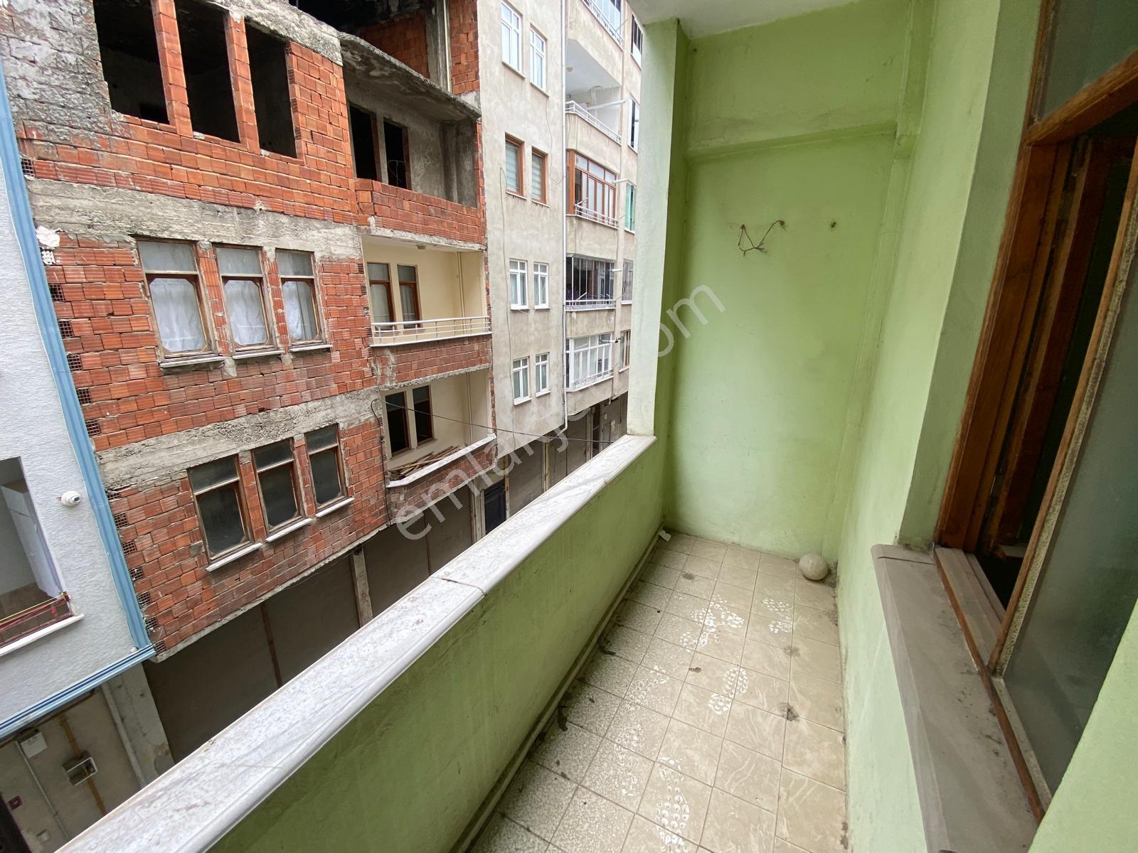 Trabzon Araklı Merkez'de Satılık Daire - Görsel 11