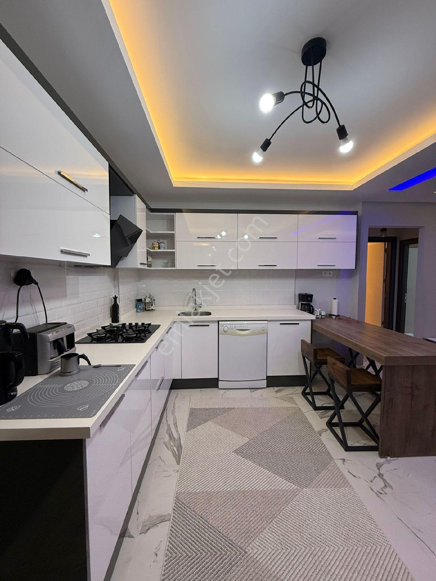 Değirmenderede Elit Havuzlu Güvenlikli Sitede 2+1 Ful Eşyalı Kiralık Daire - Görsel 11