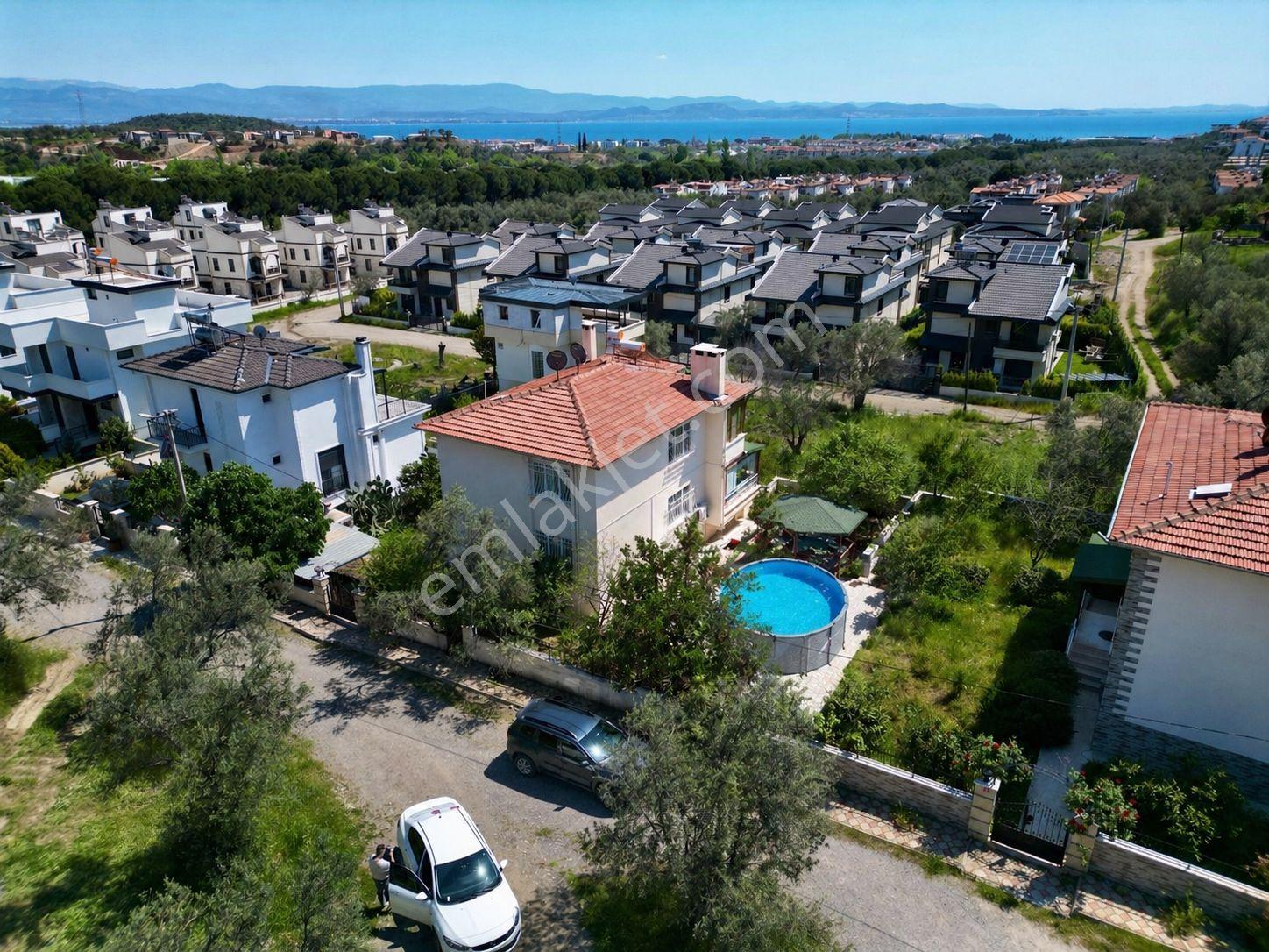 Yükselden Gürenin En Değerli Yerinde Tam Bağımsız 7+2eşsiz Villa - Görsel 5