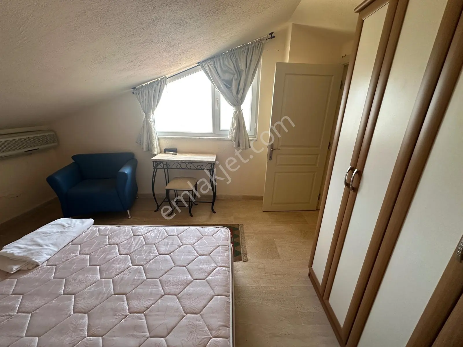 Kalkan Merkezde Teraslı Full Eşyalı 2+1 Daire - Görsel 5