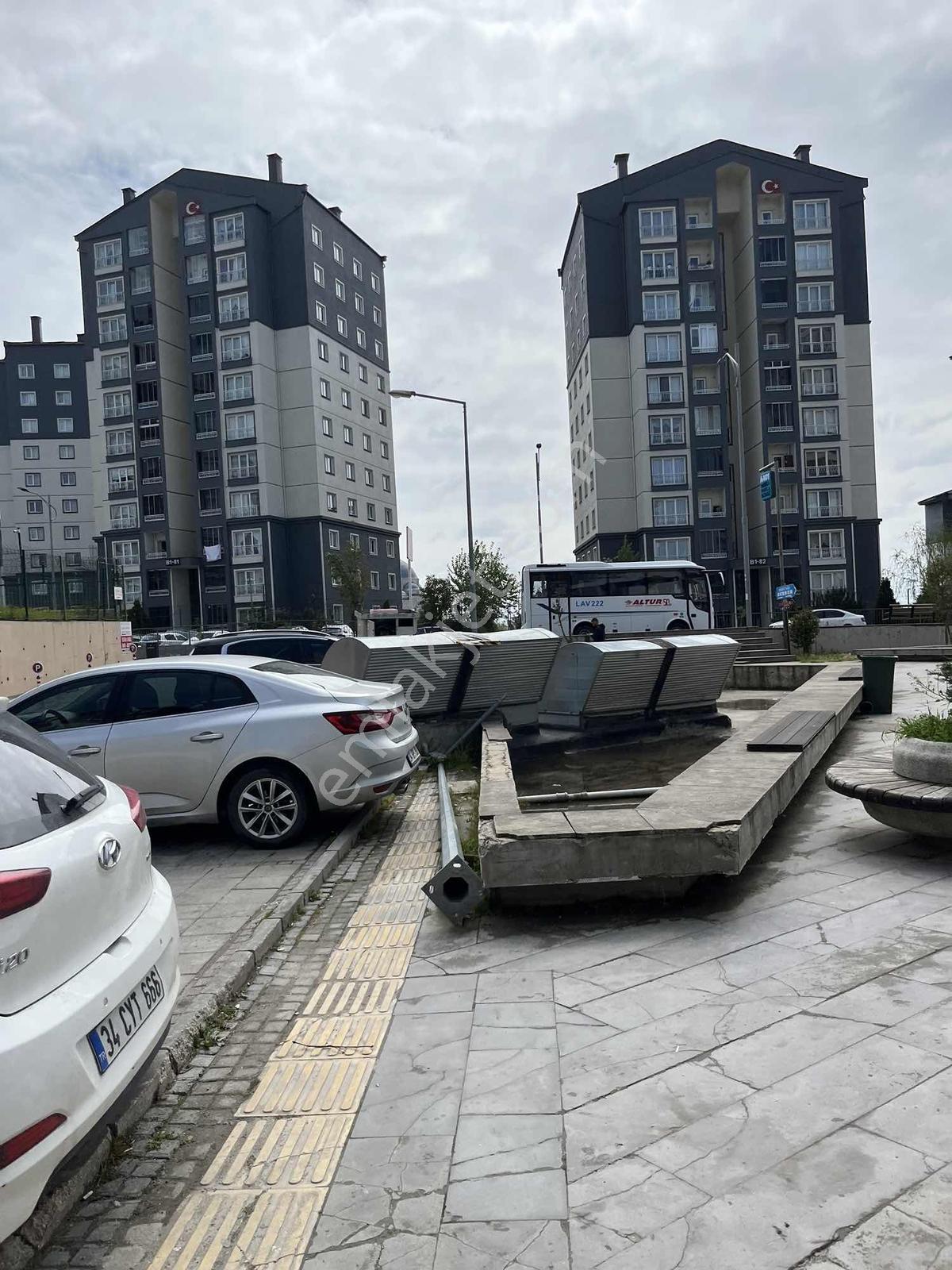 Kayaşehir Fenertepe Çarşı Dükkanlarda Devren İç Giyim Mağazası - Görsel 20