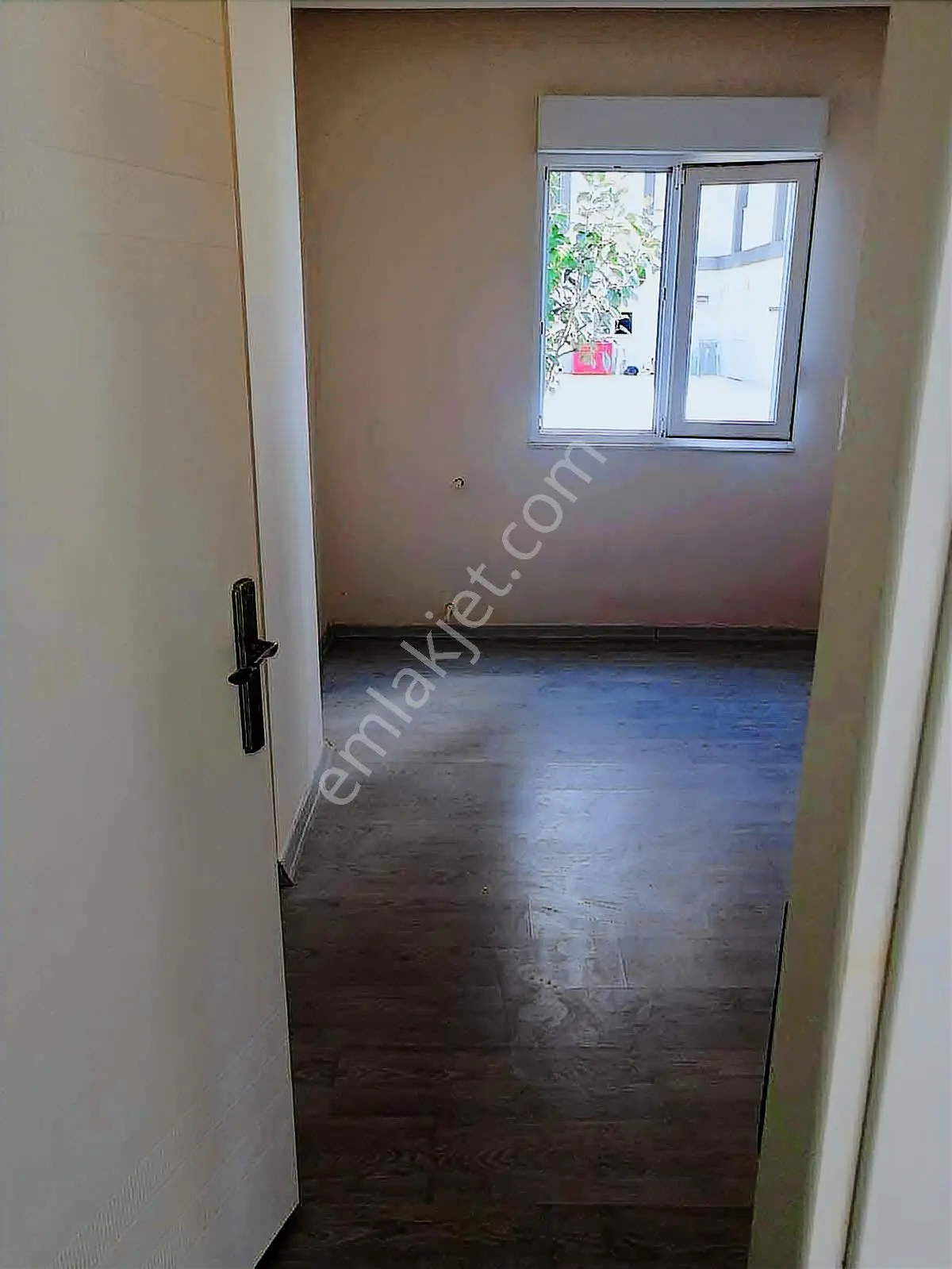 Yıldızpark Sitesinde Kiralık 2+1 Giriş Daire - Görsel 4