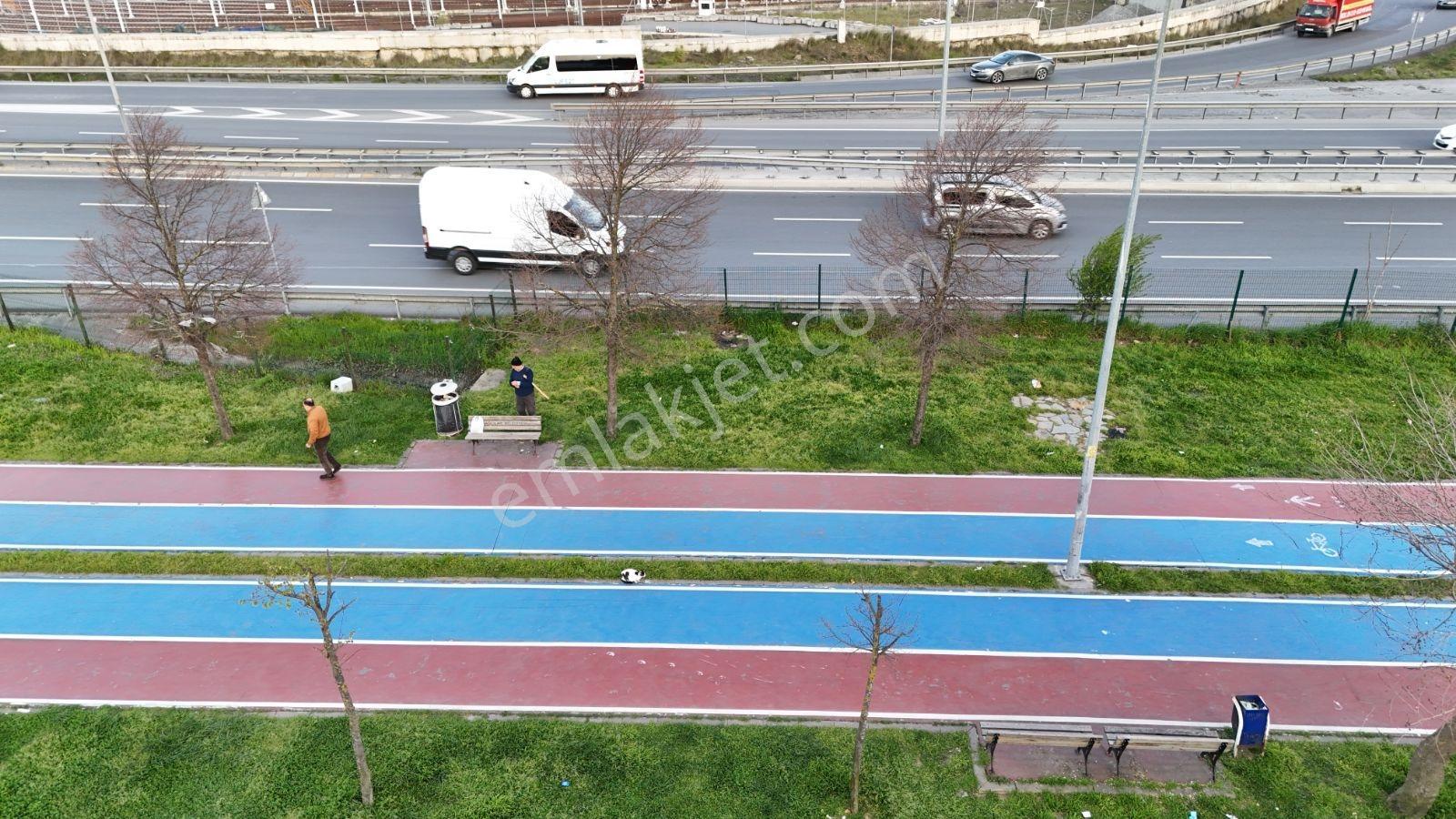 Bağcılar Yüzyıl 42evler Cadde Üstü Satılık Köşe Arsa - Görsel 9