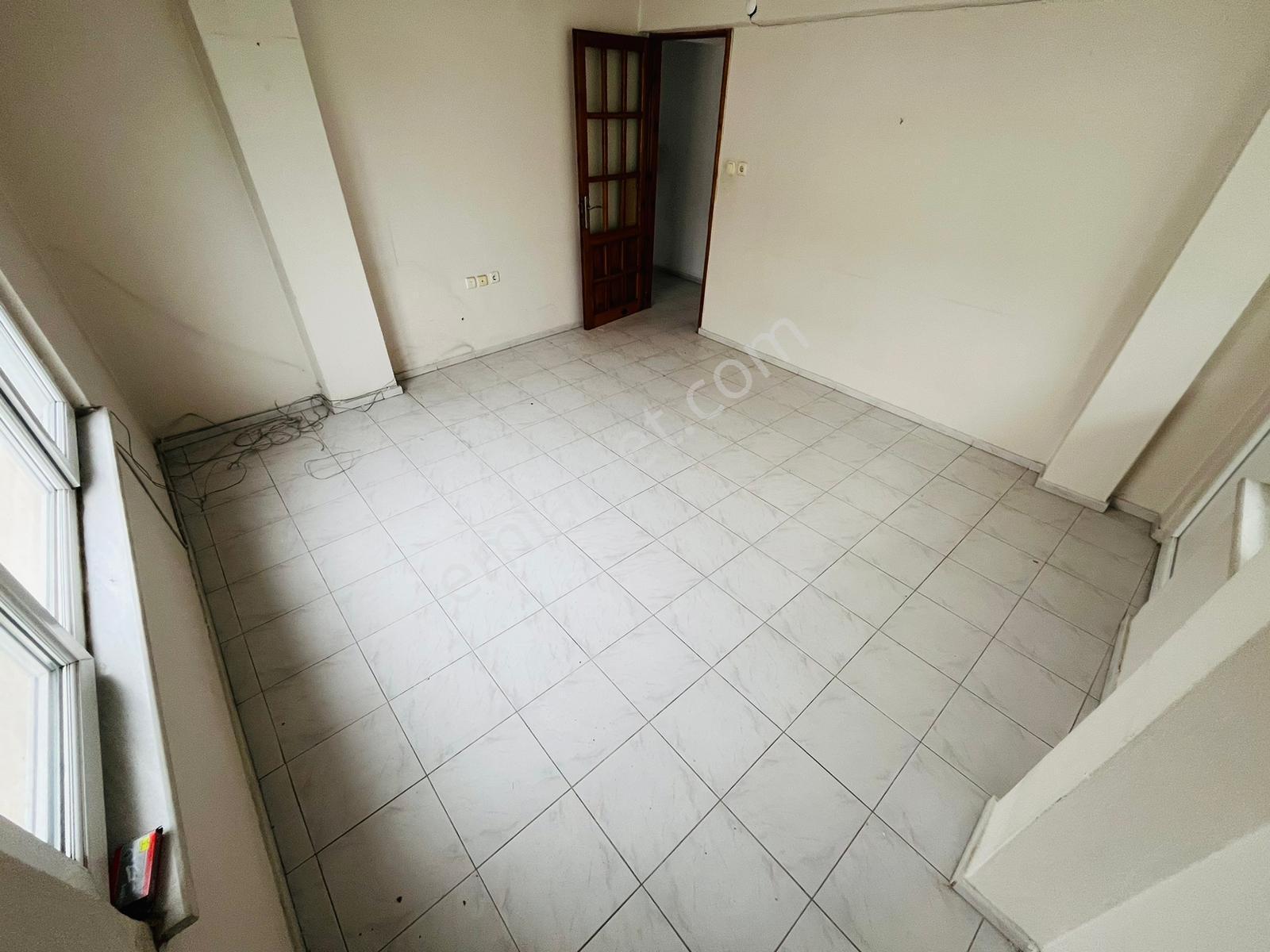 Yüksel'den Altınkum'da Ayrı Mutfaklı Geniş 2+1 Kiralık Daire - Görsel 12