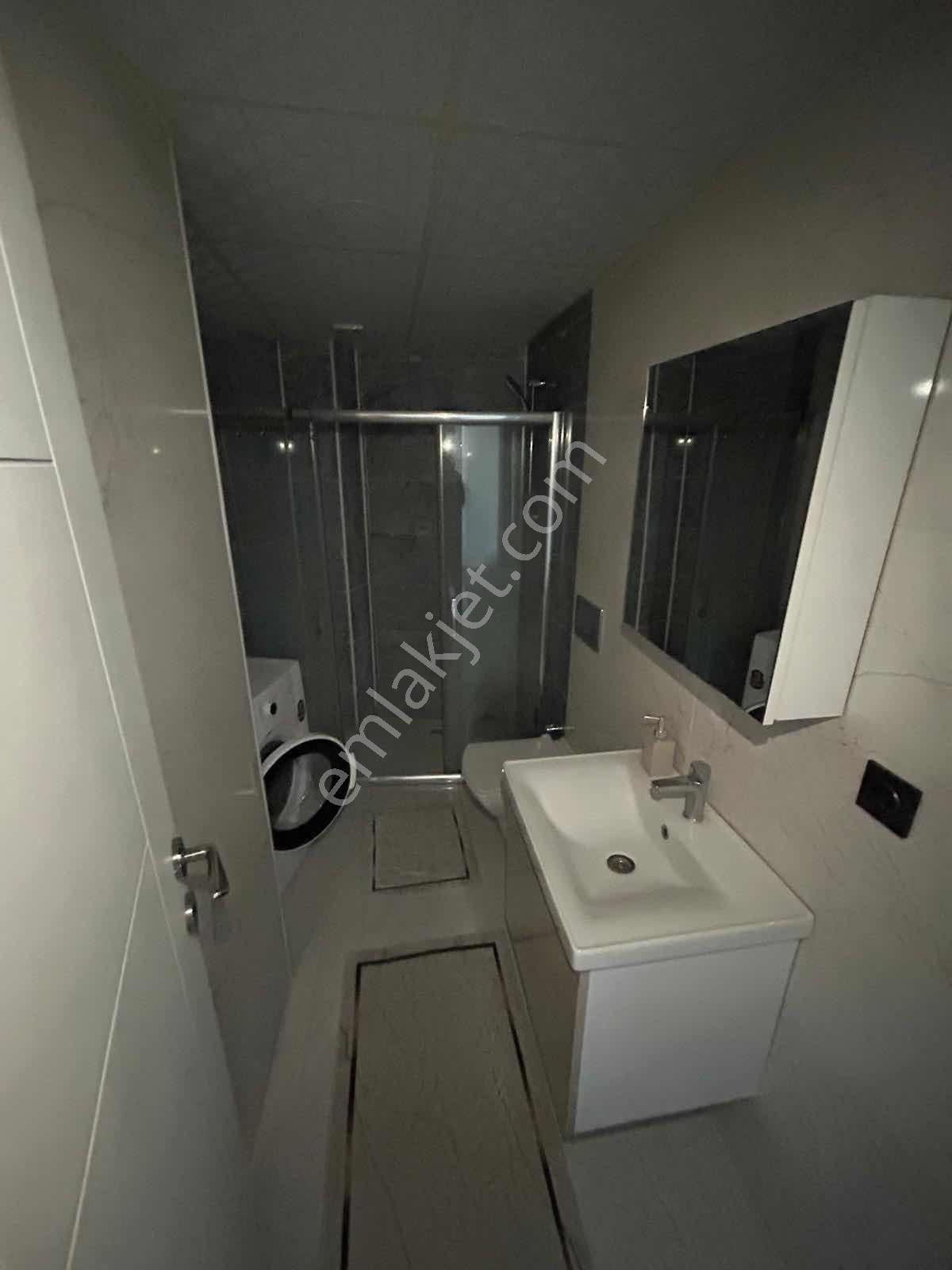 Merkezi Konum Ara Kat Kiralık 1+1 Eşyalı Daire - Görsel 17