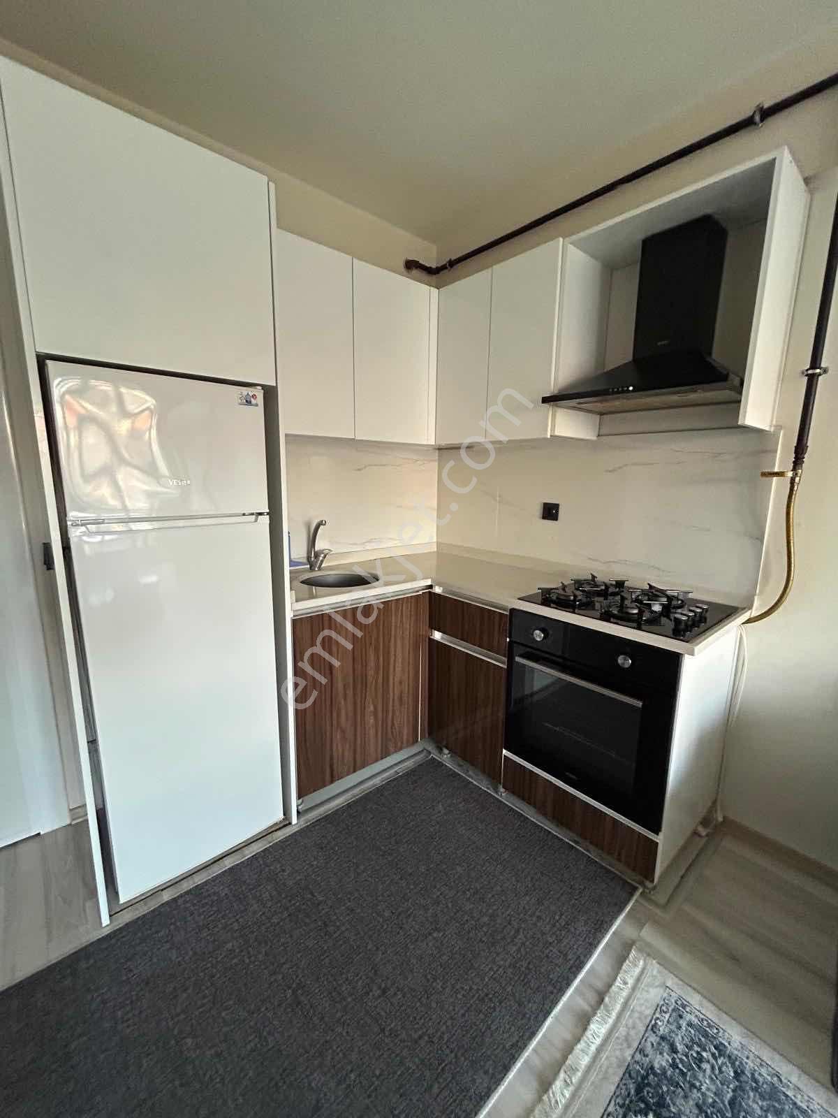 Merkezi Konum Ara Kat Kiralık 1+1 Eşyalı Daire - Görsel 11