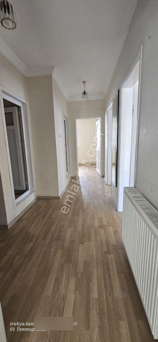 Kapaklı Gazi Ortaokulu Dibinde Kiralık 2+1 Daire - Görsel 12