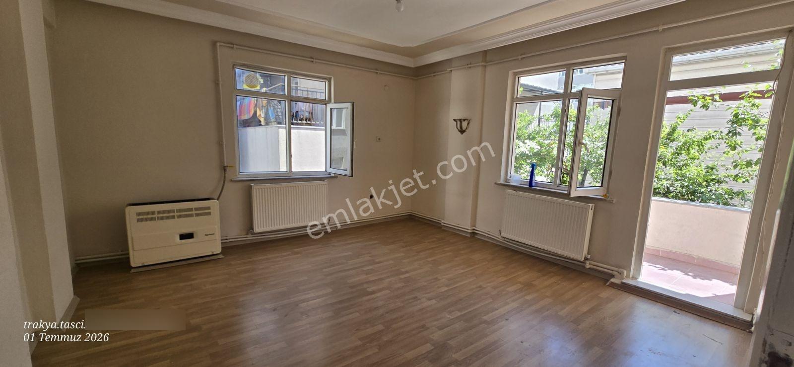 Kapaklı Gazi Ortaokulu Dibinde Kiralık 2+1 Daire - Görsel 6
