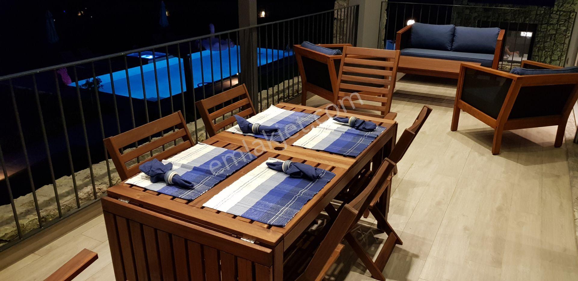 Yalıkavak Daire 3+1 Havuzlu, Bahçeli, Otoparklı - Görsel 13