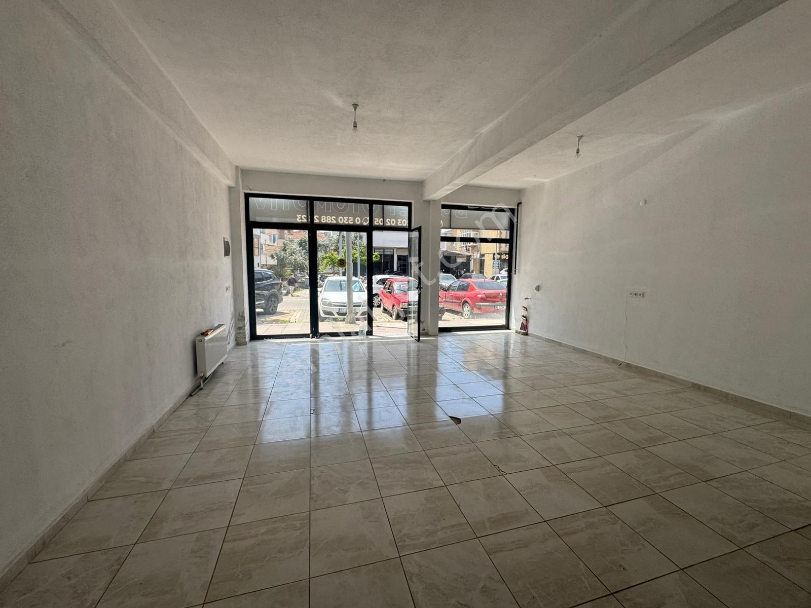 Çanakkale Biga İstiklal Caddesi Üzerinde Kiralık İşyeri - Görsel 3