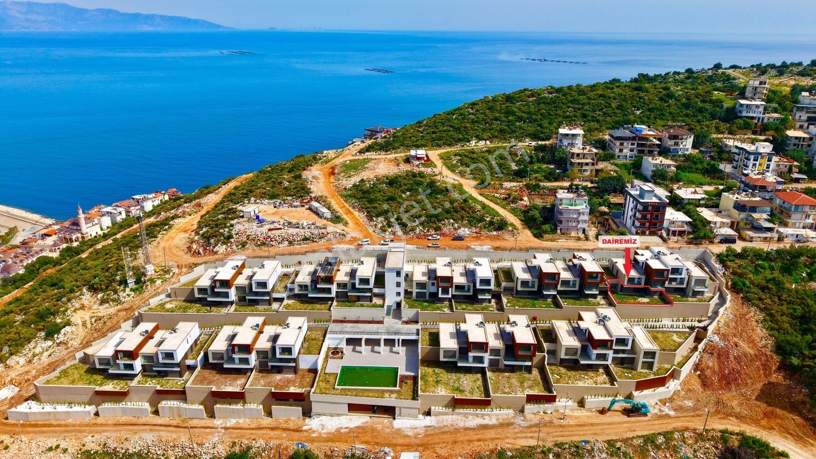 Kayalık Zeminde Deniz Manzaralı Ultra Lüks Bahçeli 3+1 Daire - Görsel 7