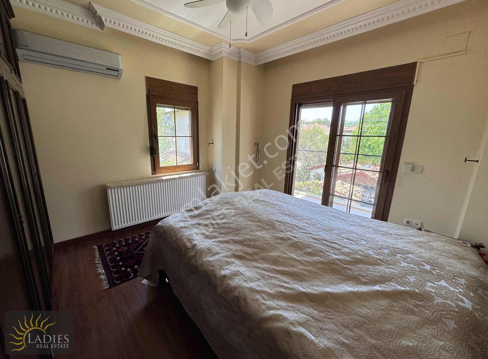 Ladıes'ten Dalyan'da Satılık Havuzlu 4+1 Müstakil Villa - Görsel 13