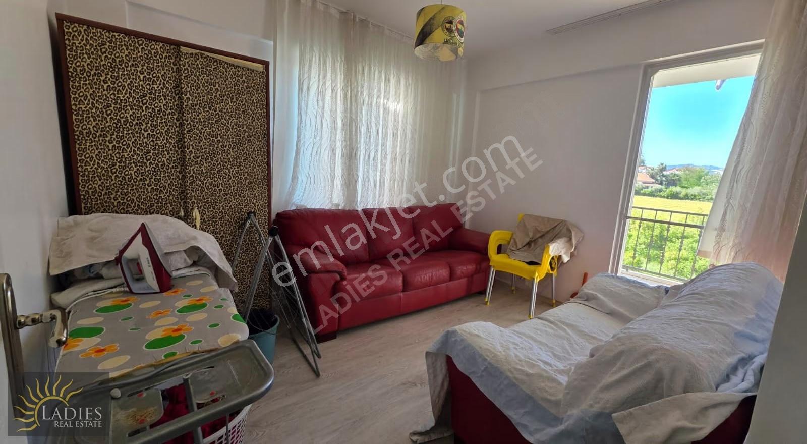 Ladies'den Ayrıcalıklı Bir Yaşam: Havuzlu Lüks Site İçinde 3+1 - Görsel 18