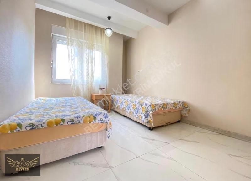 Kadriye'de Kiralık Havuzlu, Eşyalı 3+1 Triplex Villa - Görsel 6