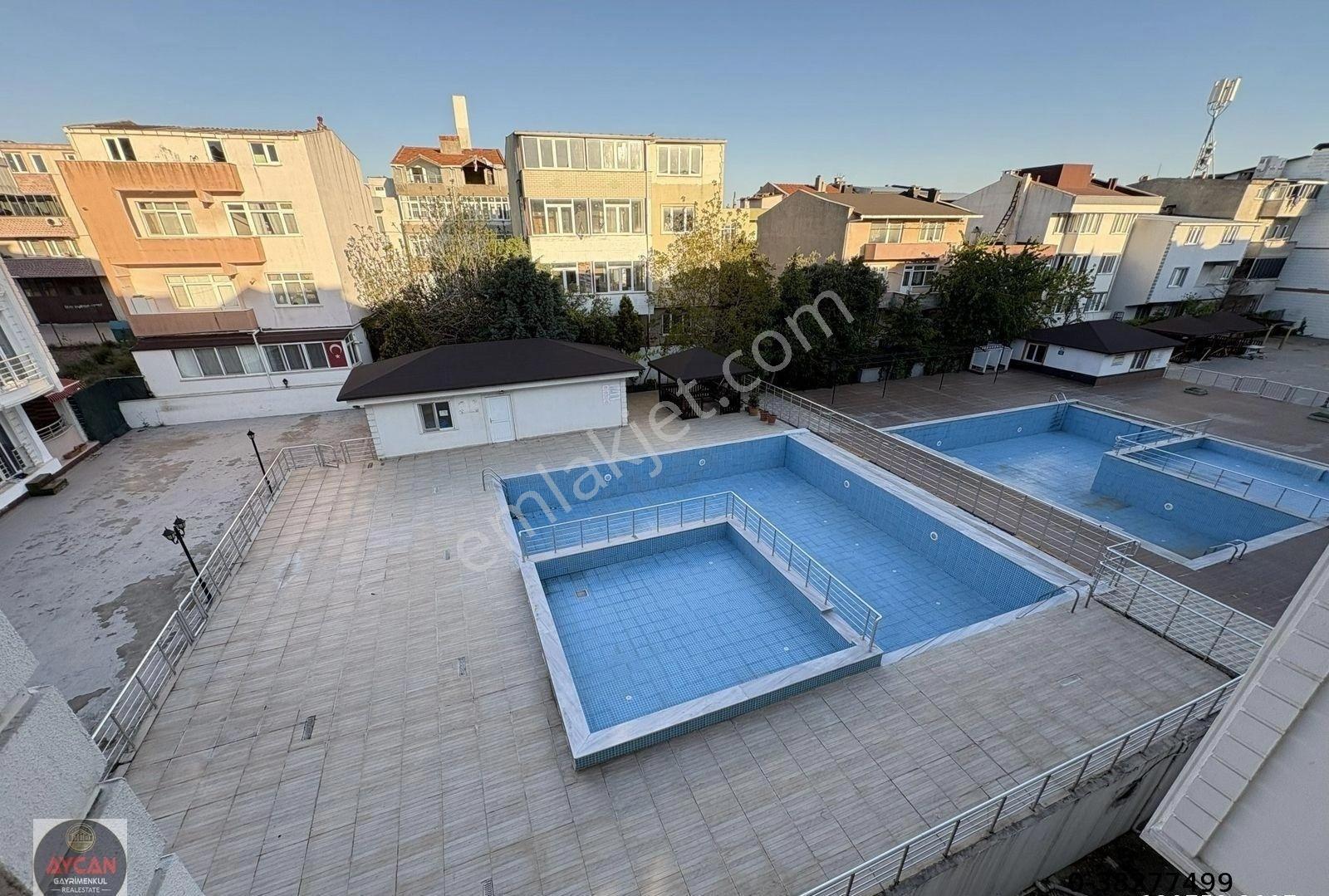 İhsaniye Mahallesinde Havuzlu Sitede 3+1 Dublex Satılık Daire - Görsel 27