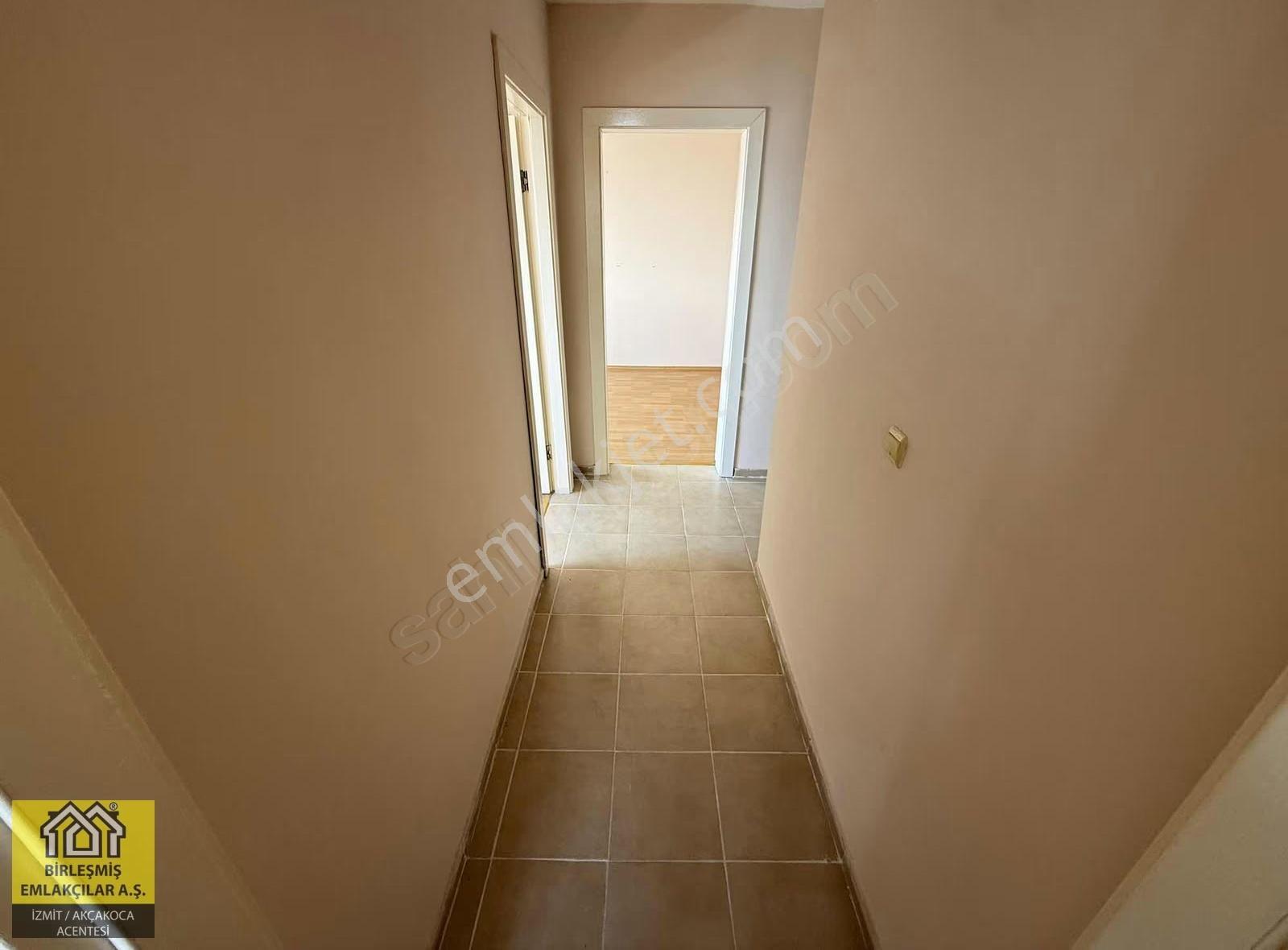Akçakoca Toki Konutları Şehir Manzaralı 3+1 Arakat Kiralık Daire - Görsel 6