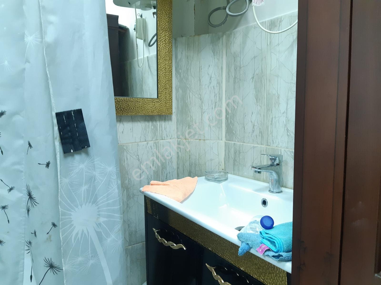 Beylikdüzü Cumhuriyet Çarşısı Avm İçi Eşyalı Satılık Dükkan - Görsel 27
