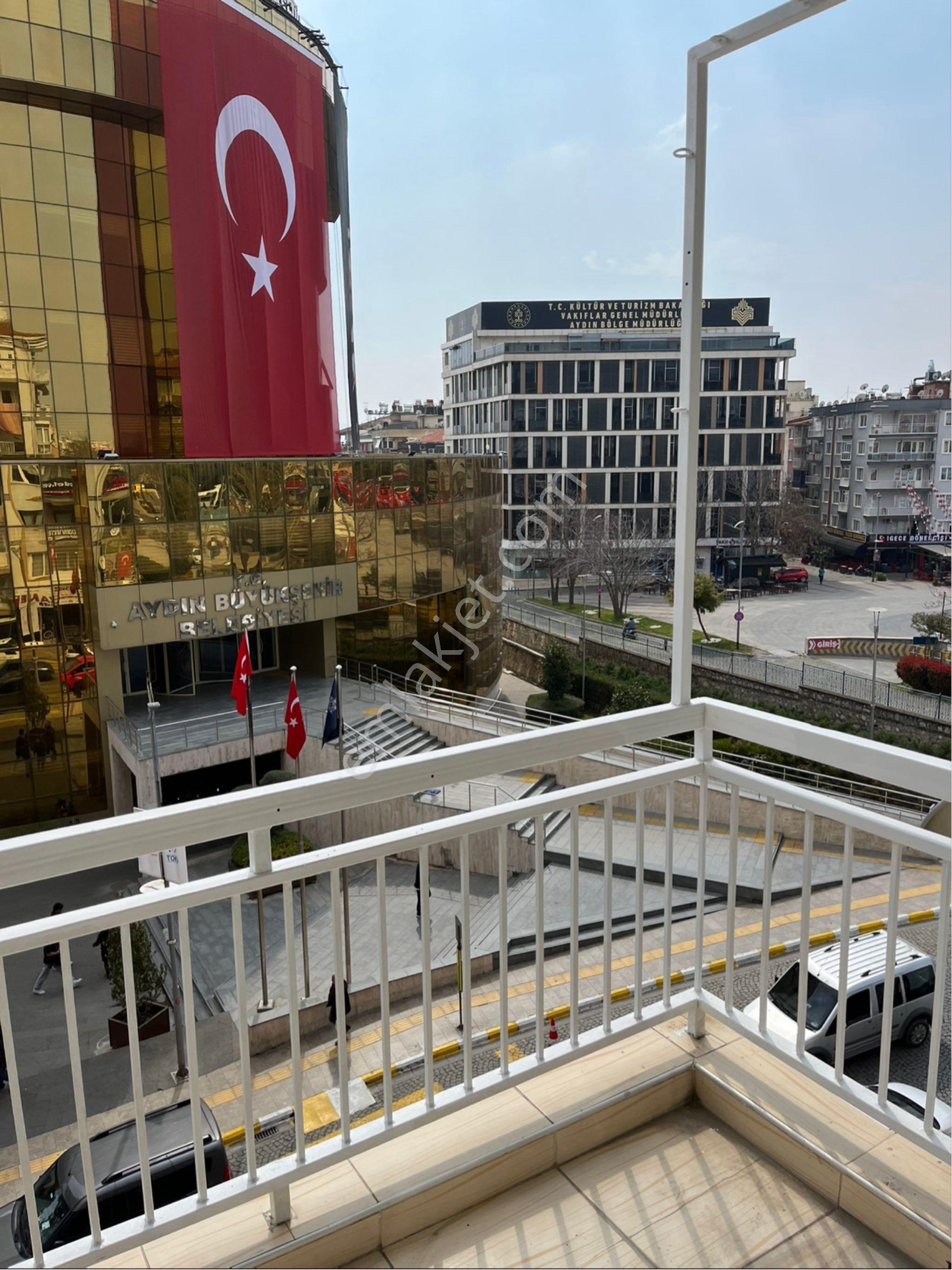 İstiklal Caddesi Üzeri Merkezi Daire - Görsel 3