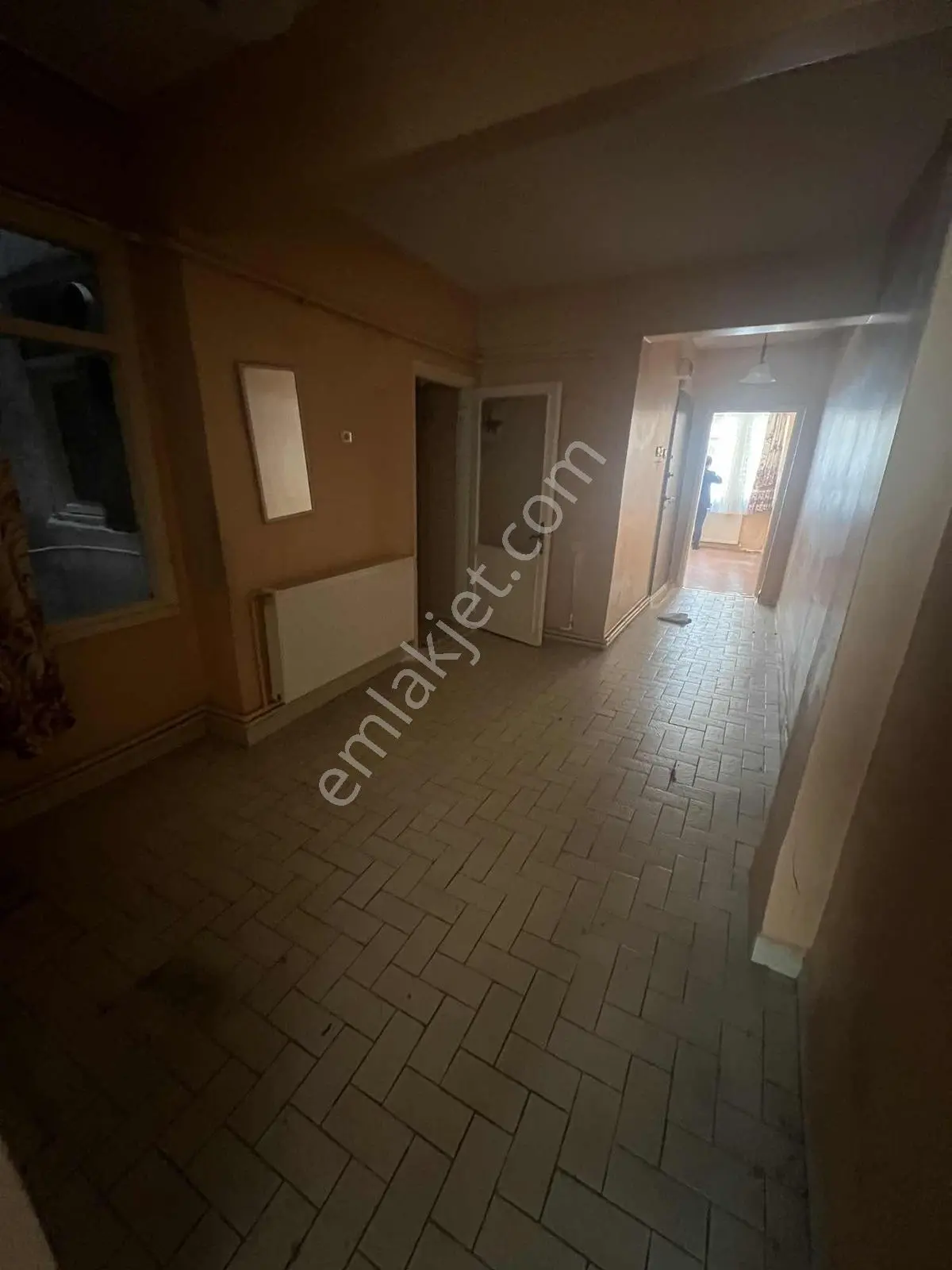 Kocamustafapaşa Işgırlak Sokak Giriş Kat 1+1 Hisseli Tapu - Görsel 4