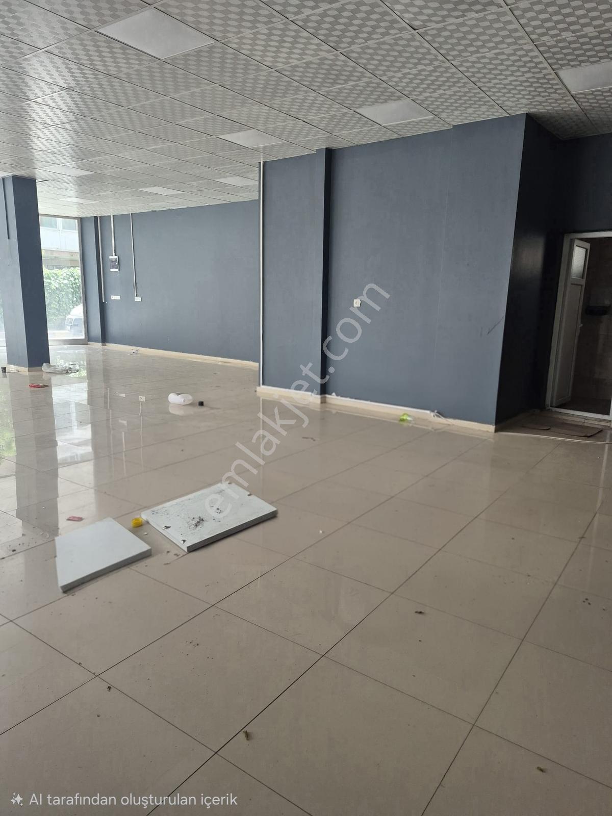 Buca'da Cadde Üzeri Geniş Vitrinli Kiralık Dükkan & Mağaza - Görsel 5