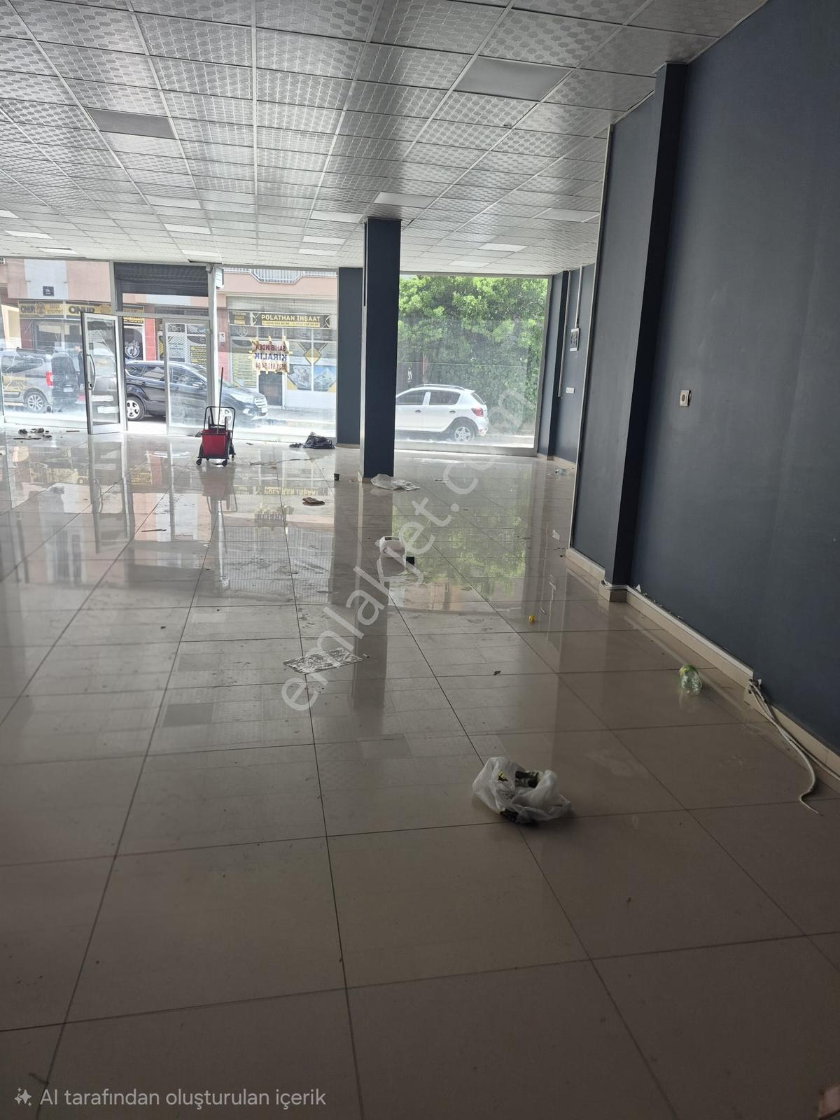 Buca'da Cadde Üzeri Geniş Vitrinli Kiralık Dükkan & Mağaza - Görsel 6