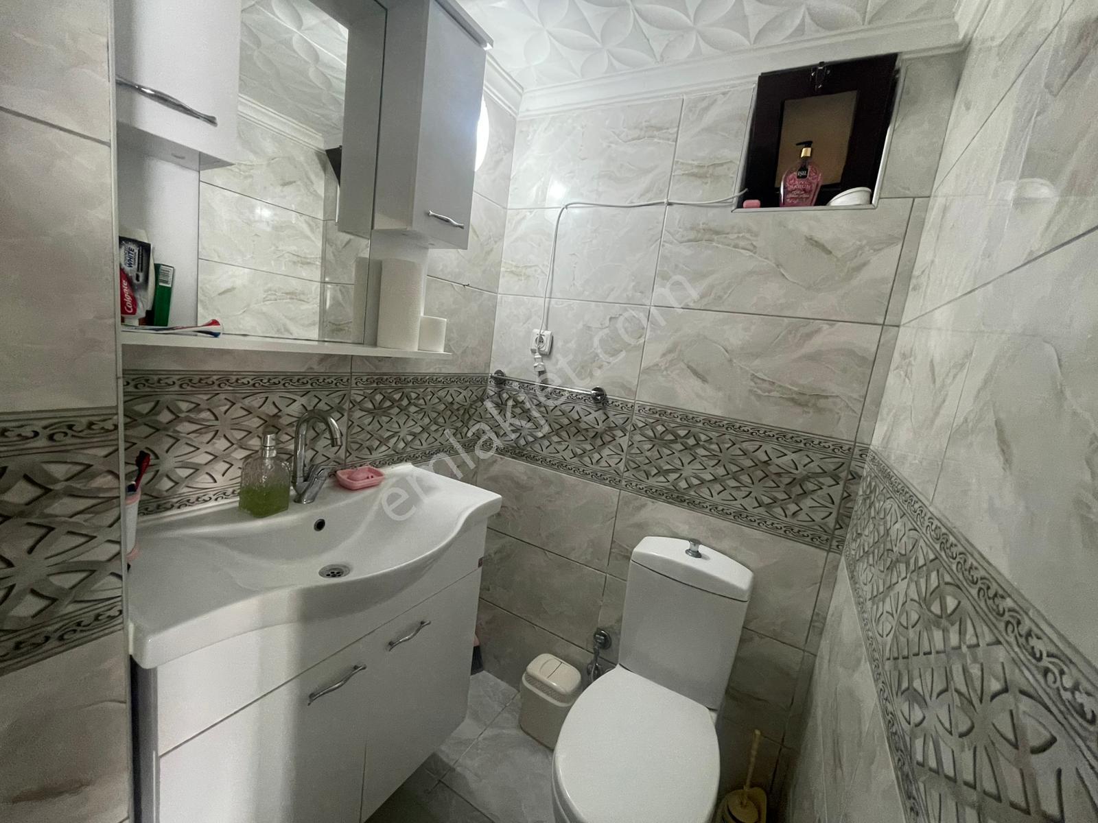 Muhteşem Deniz Manzaralı Bahçeli Önü Açık Köşe Konum Lüks Villa - Görsel 25