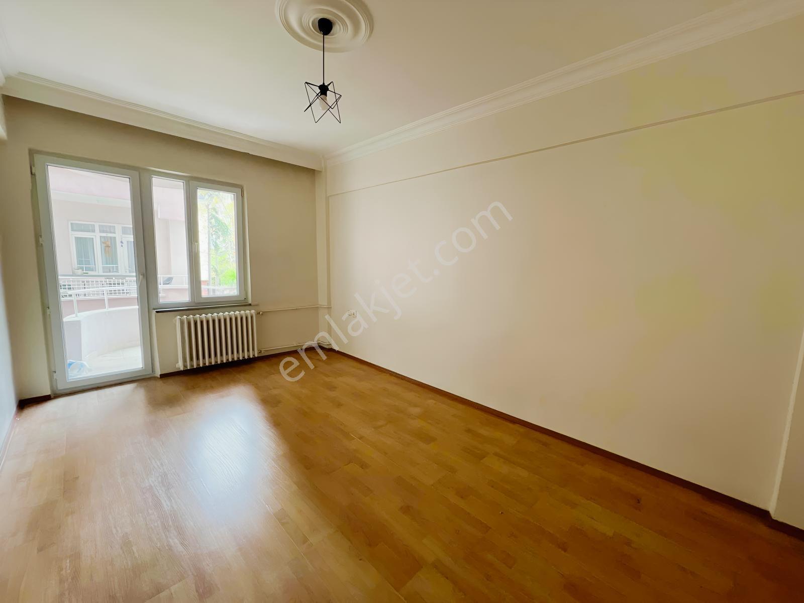 Çorlu Muhittin Mah. Çiçekevler'de Kiralık 4+1 - Görsel 4