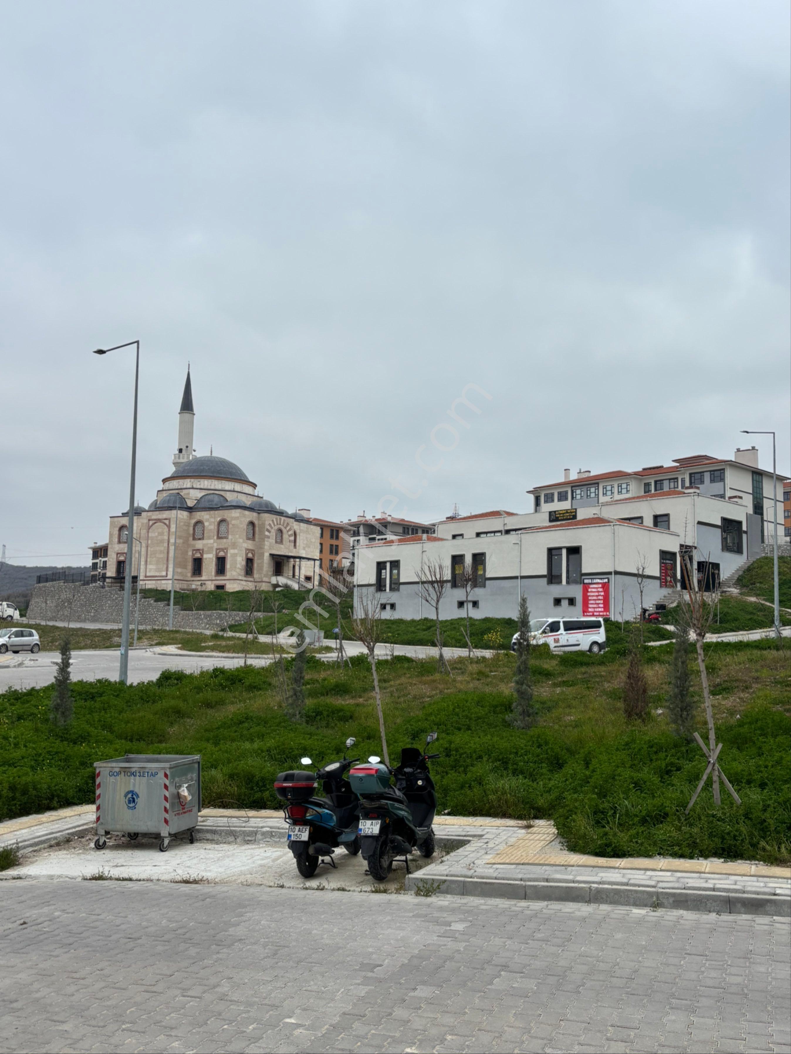 Balcity - Balıkesir Gop. Toki'de 35 M2 Yatırımlık Köşe Dükkan - Görsel 13