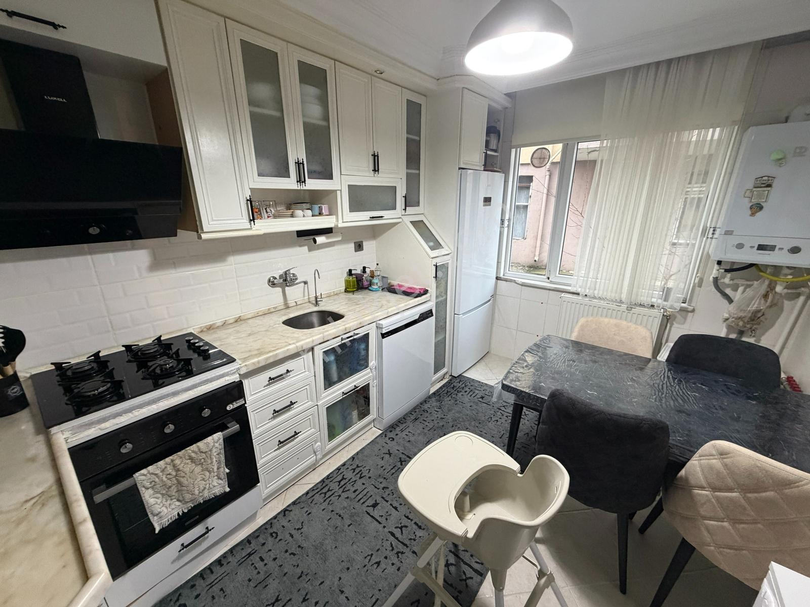 2+1 90 M2 Ara Kat Kilerli Cam Balkonlu Satılık Daire - Görsel 32