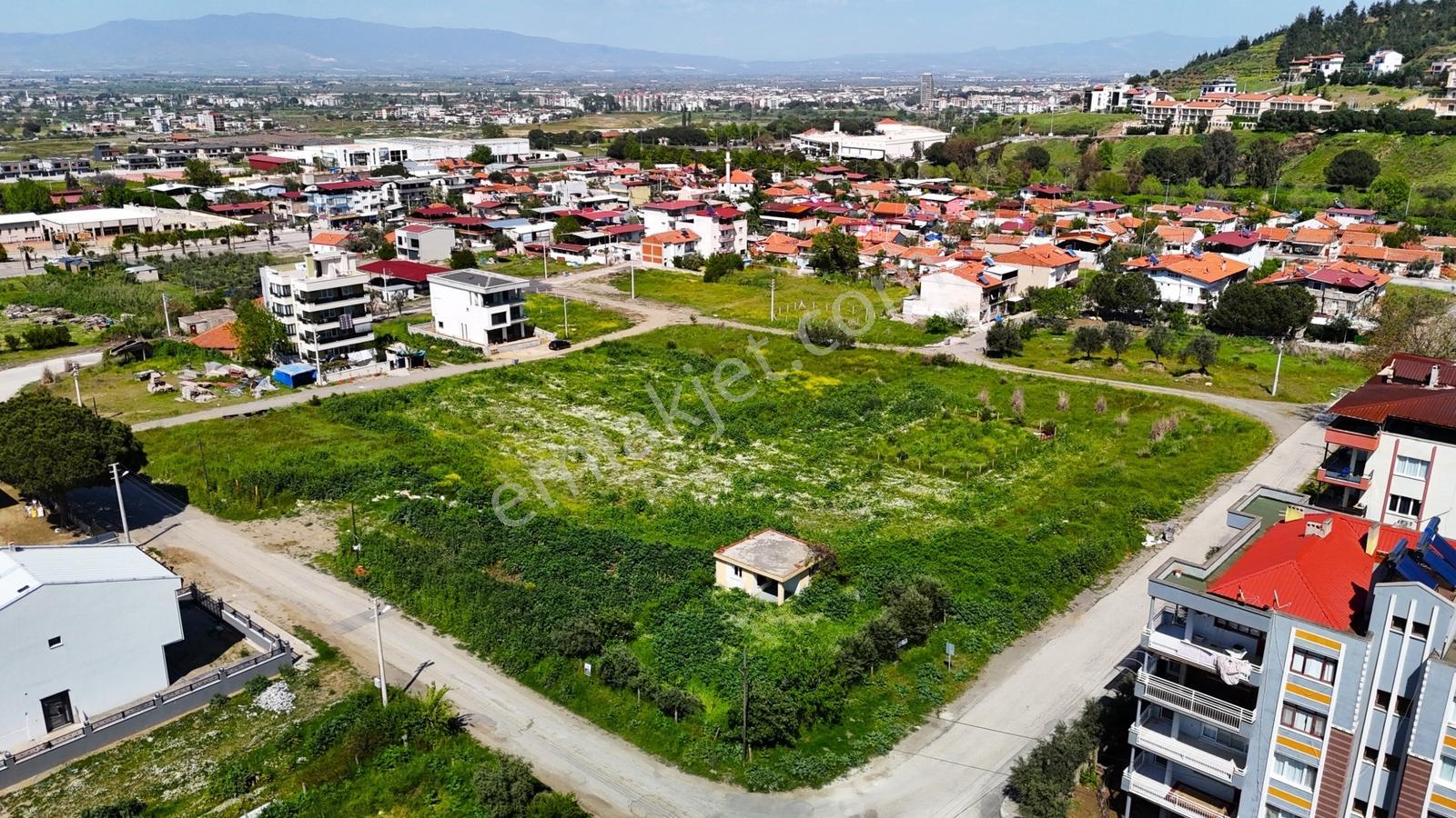 Salihli Barış Mahallesinde Satılık 329 M2 4 Kat İmarlı Arsa - Görsel 10