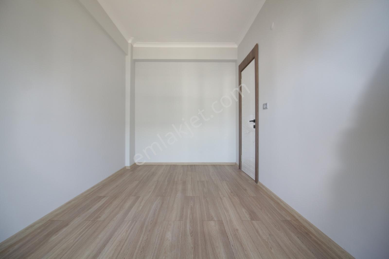 Çamlıbelde Yüzme Havuzlu Kapalı Otoparklı Sıfır 1+1 Kat Dublex - Görsel 3