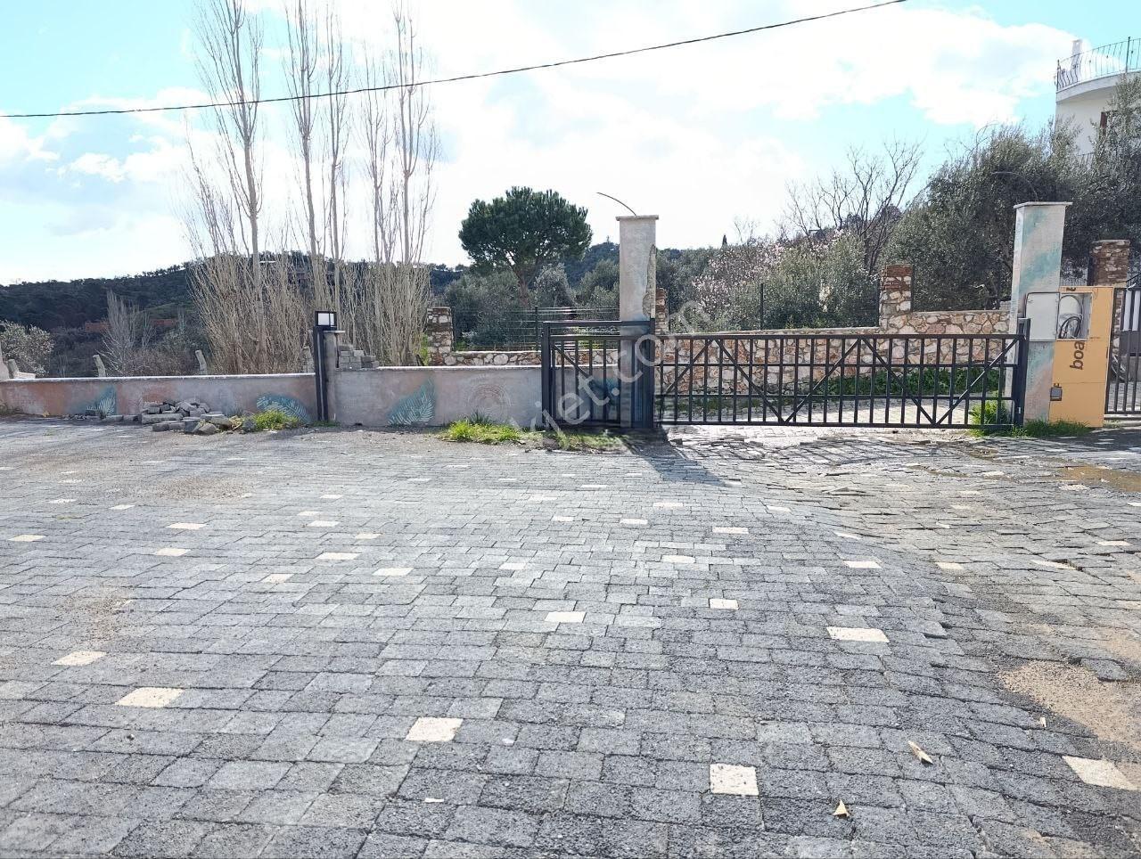 Çamlıbelde Yüzme Havuzlu Kapalı Otoparklı Sıfır 1+1 Kat Dublex - Görsel 10