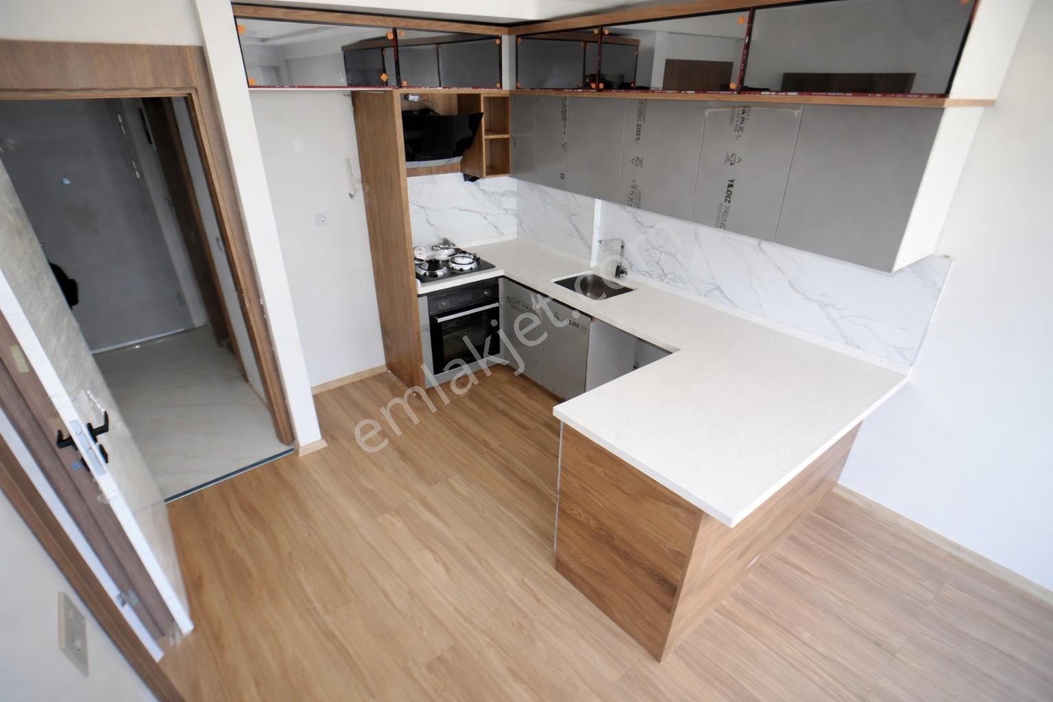 Çamlıbelde Yüzme Havuzlu Kapalı Otoparklı Sıfır 1+1 Kat Dublex - Görsel 15